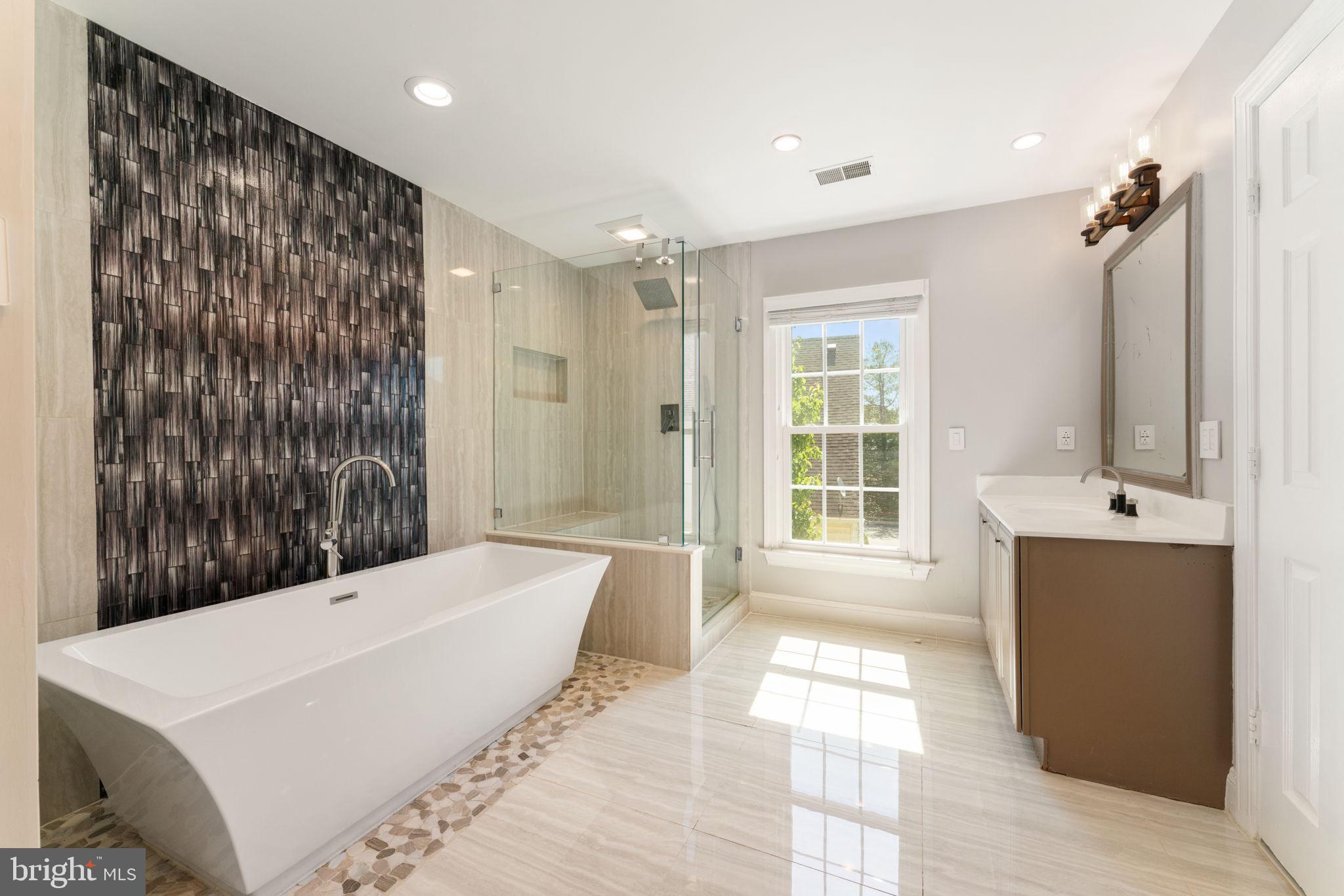 FOX CREEK - Residential Lease