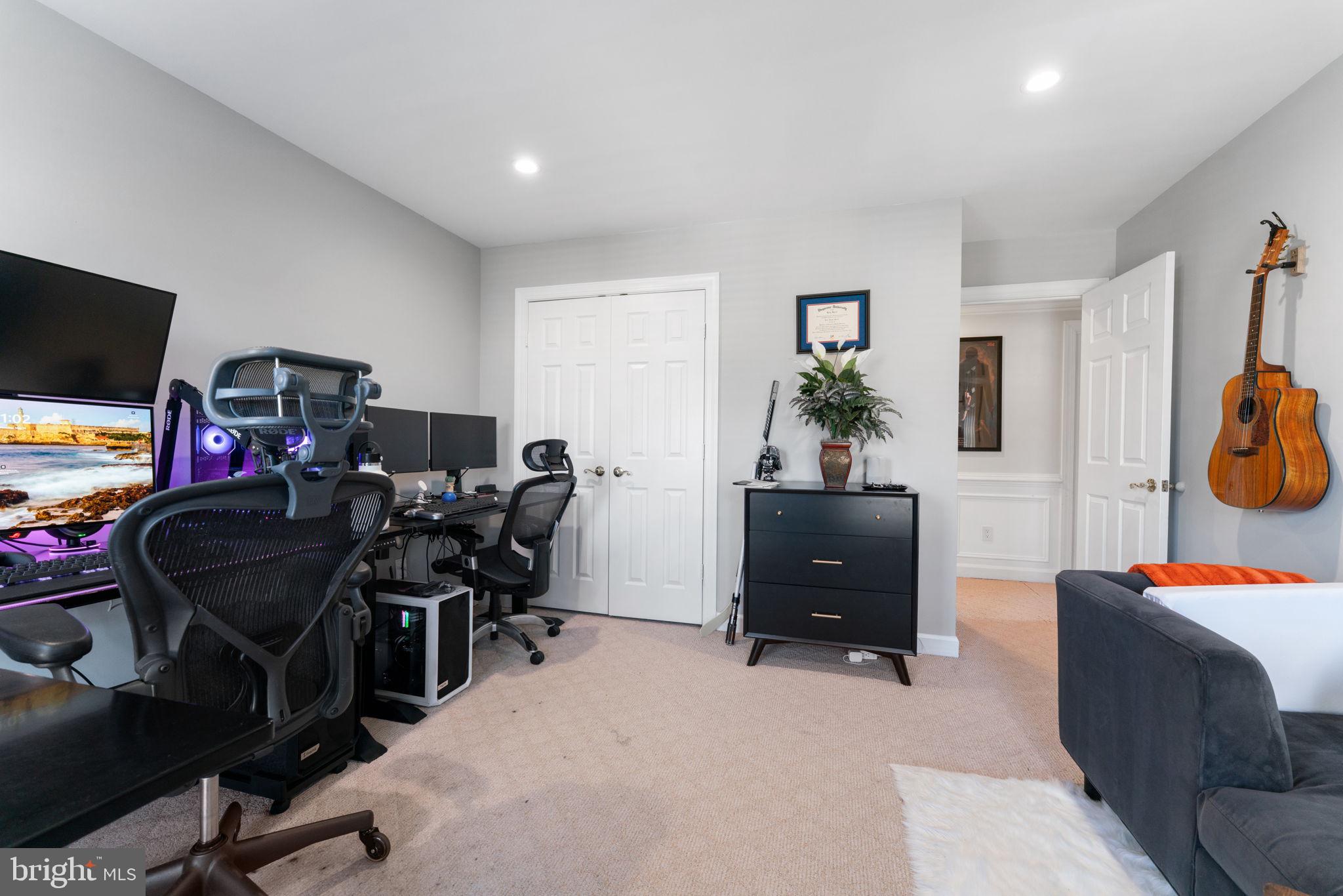 FOX CREEK - Residential Lease