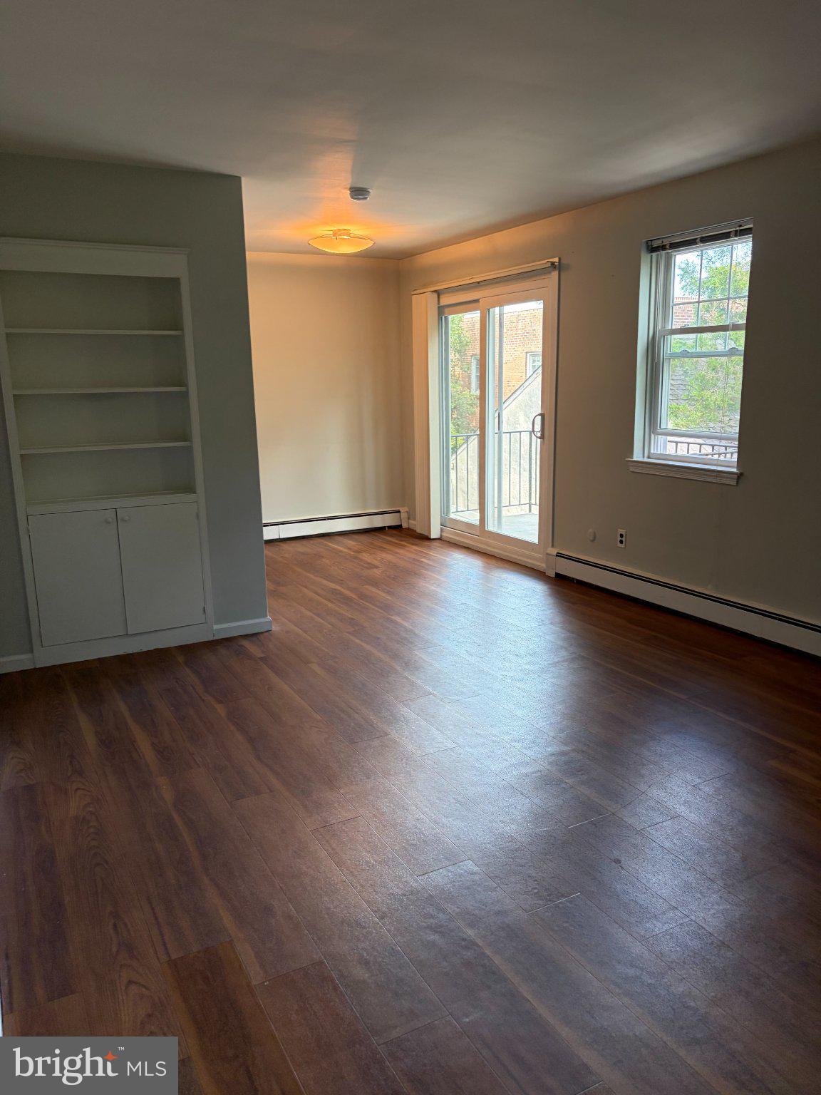 323-325 HAVERFORD AVENUE B4