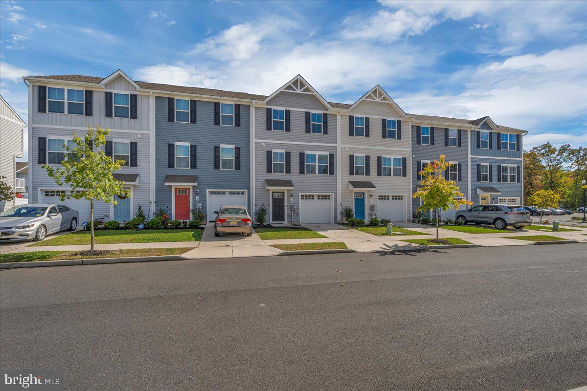30 MAGNOLIA WAY