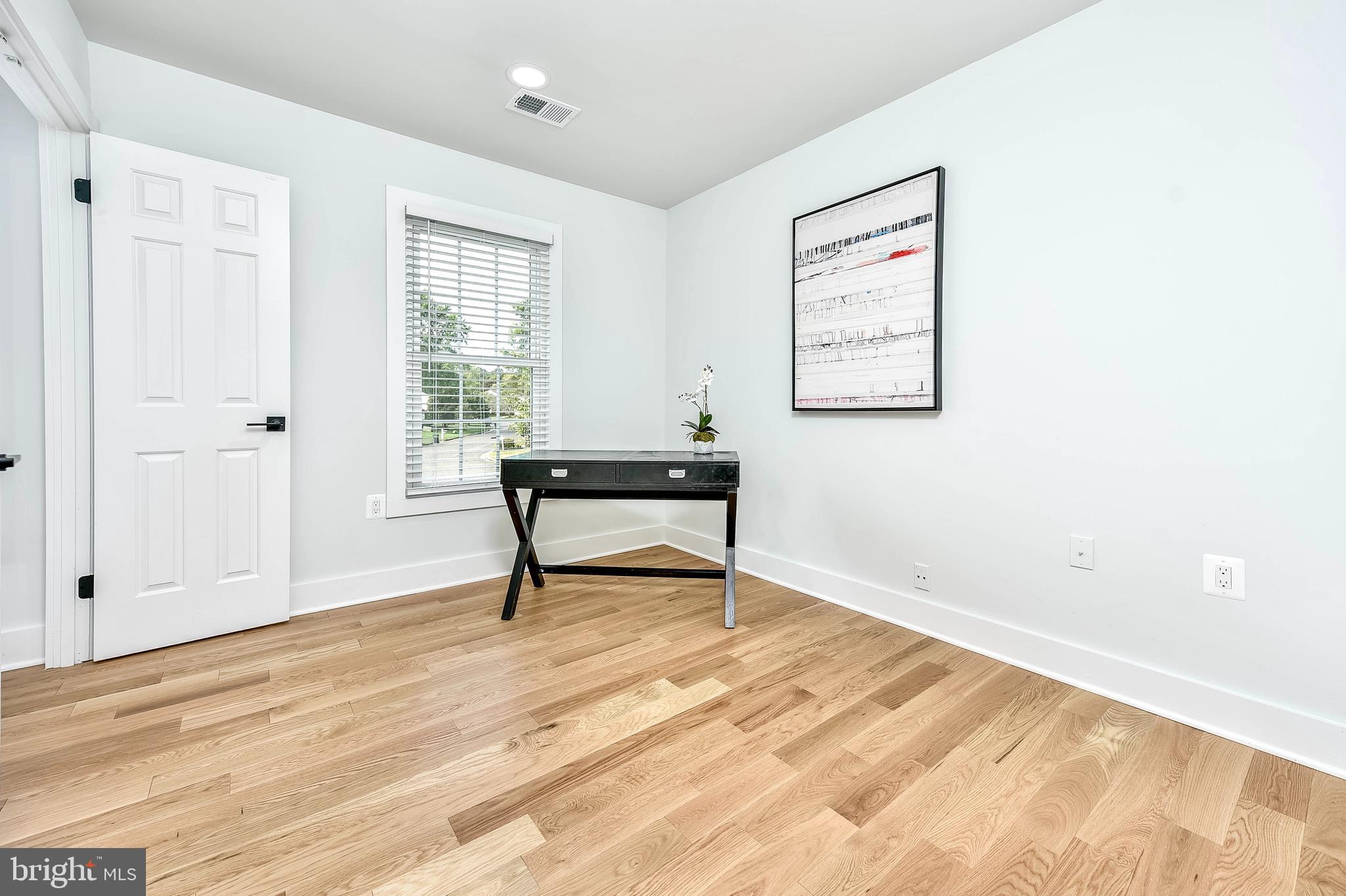 CARDINAL GLEN - Residential