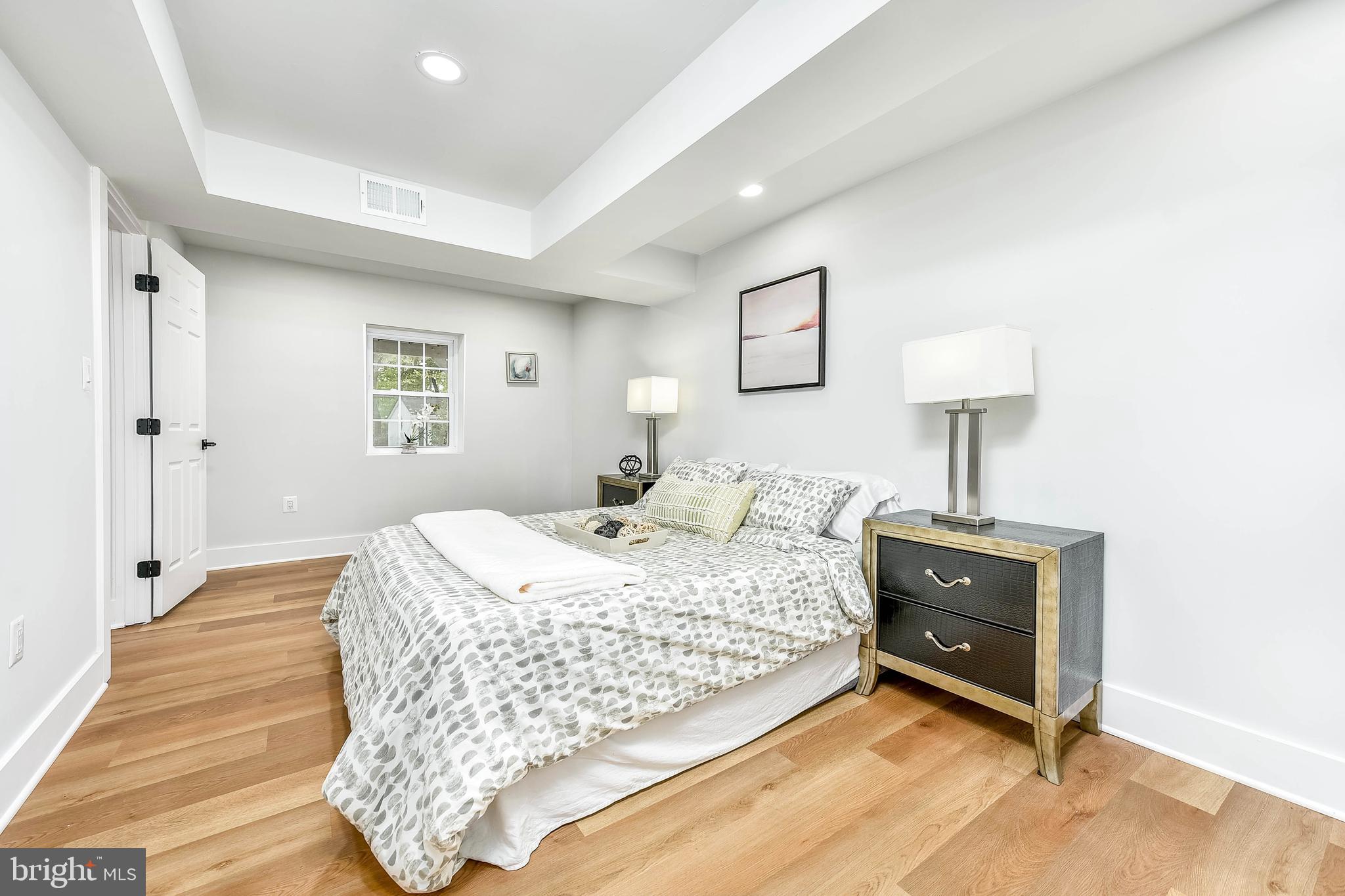 CARDINAL GLEN - Residential