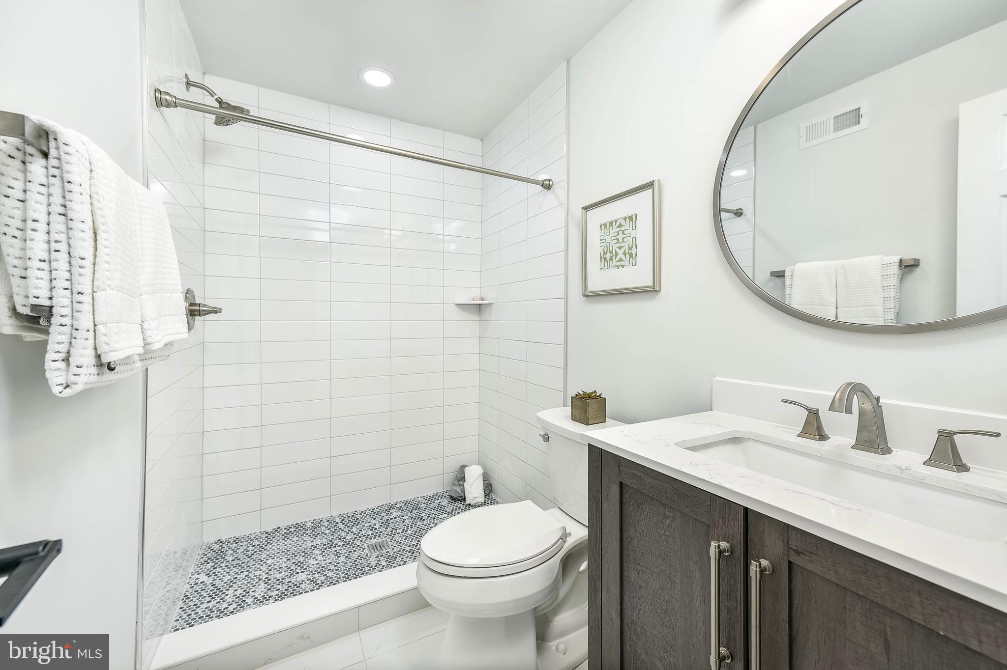 CARDINAL GLEN - Residential