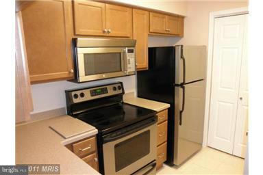 POINTE AT PARK CENTER - Residential