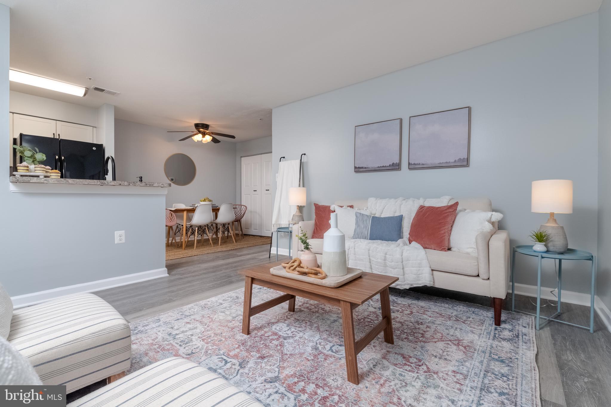 RIVERSIDE PARK - Residential