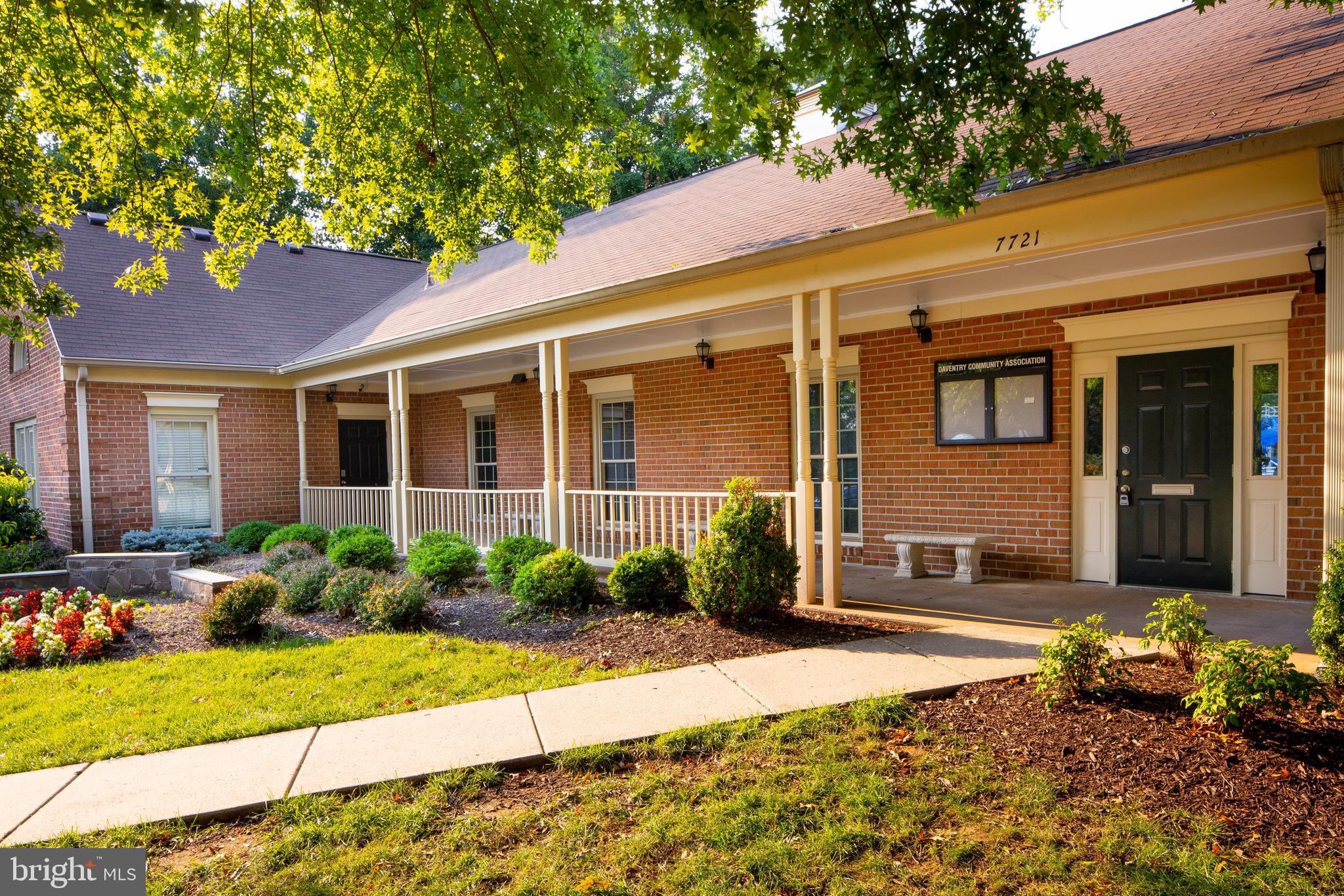 DAVENTRY - Residential Lease