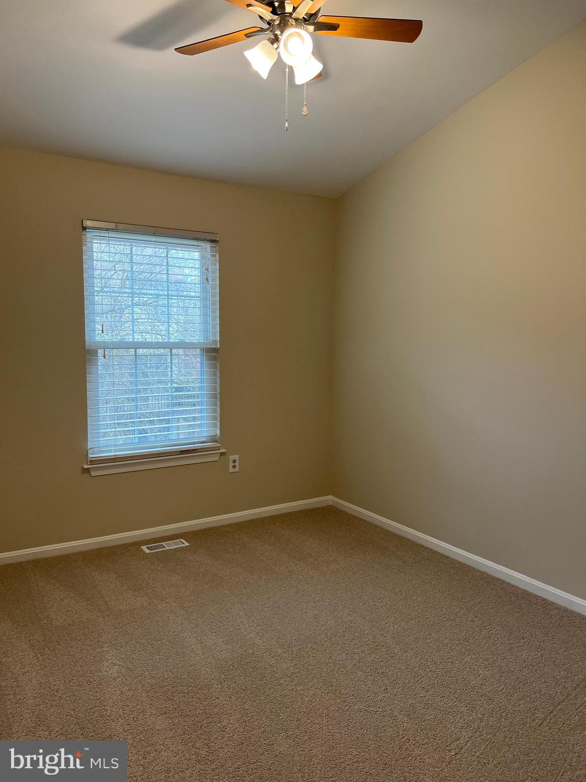 DAVENTRY - Residential Lease