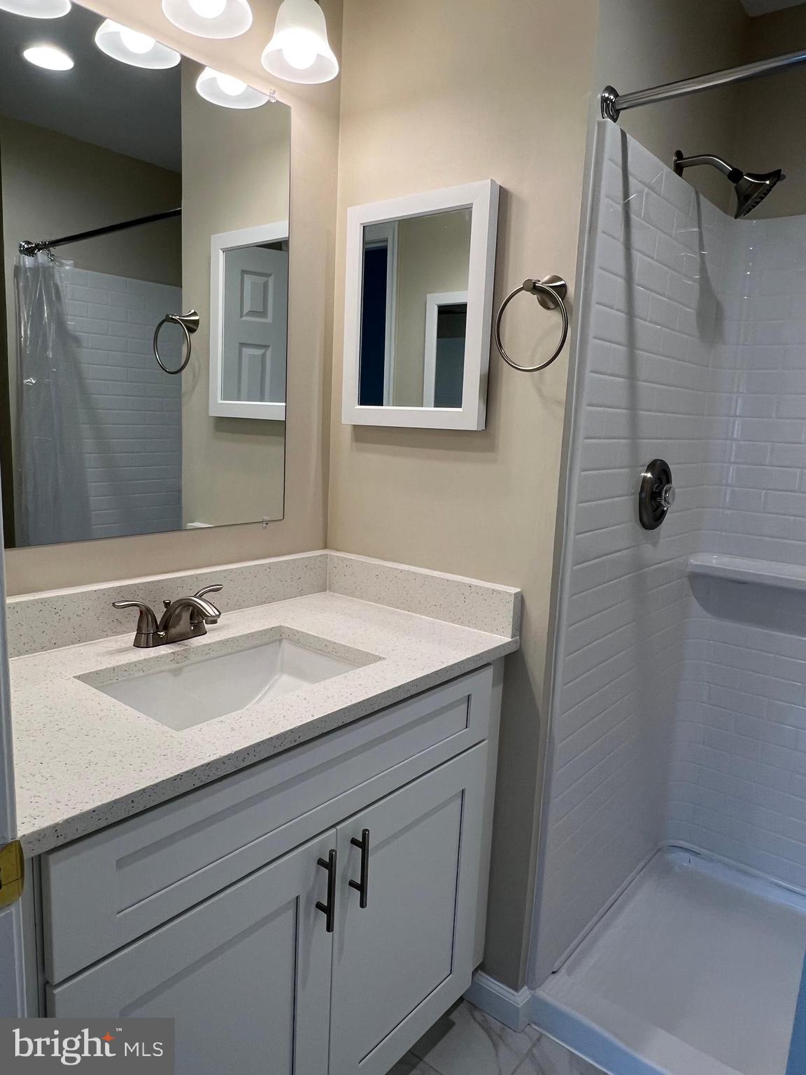 DAVENTRY - Residential Lease