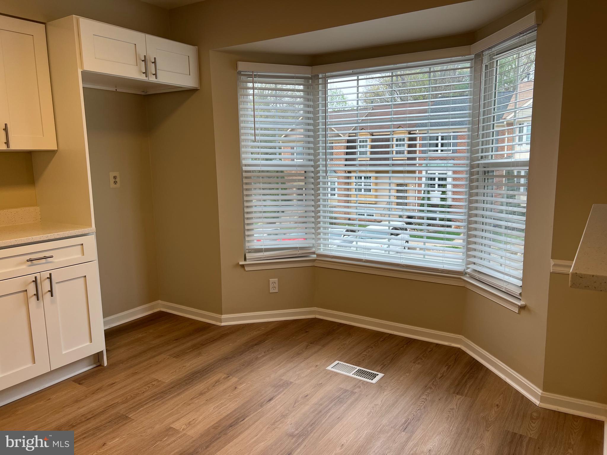 DAVENTRY - Residential Lease