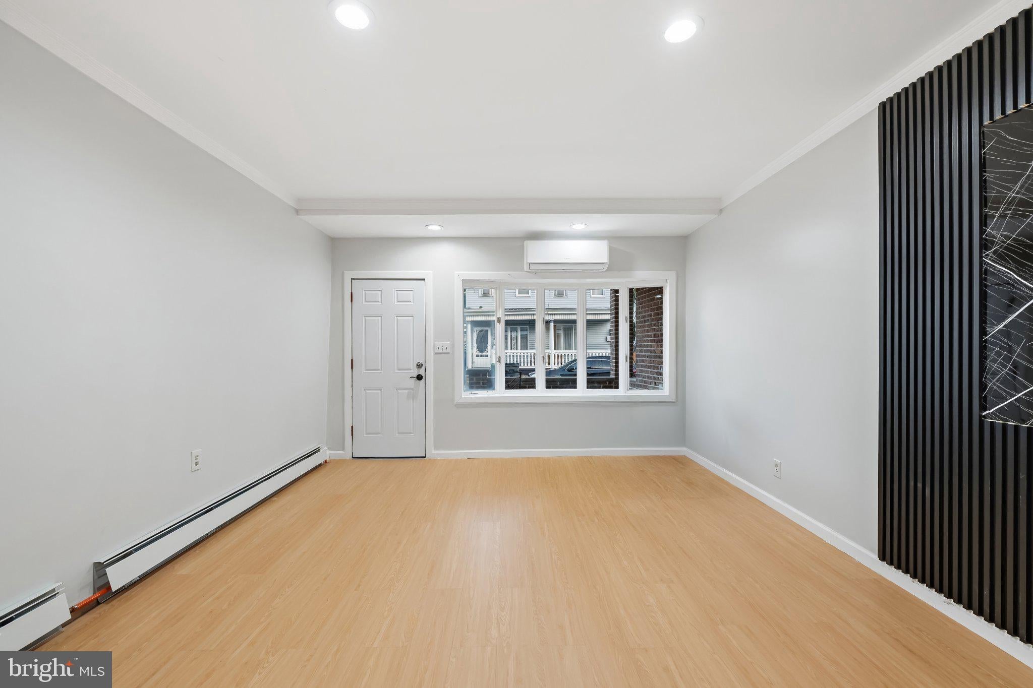 401 W PINE STREET