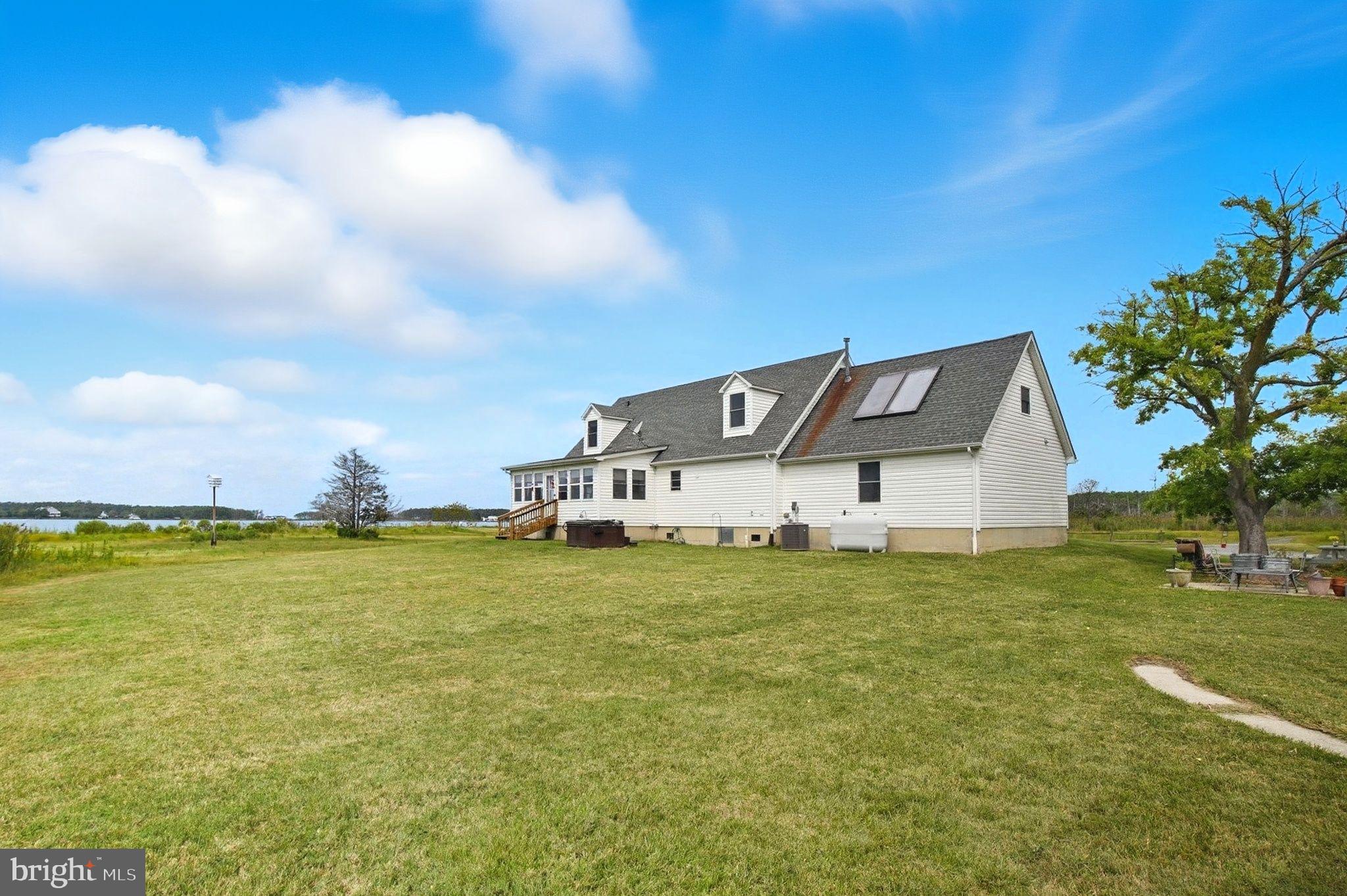 NECK DISTRICT - Residential