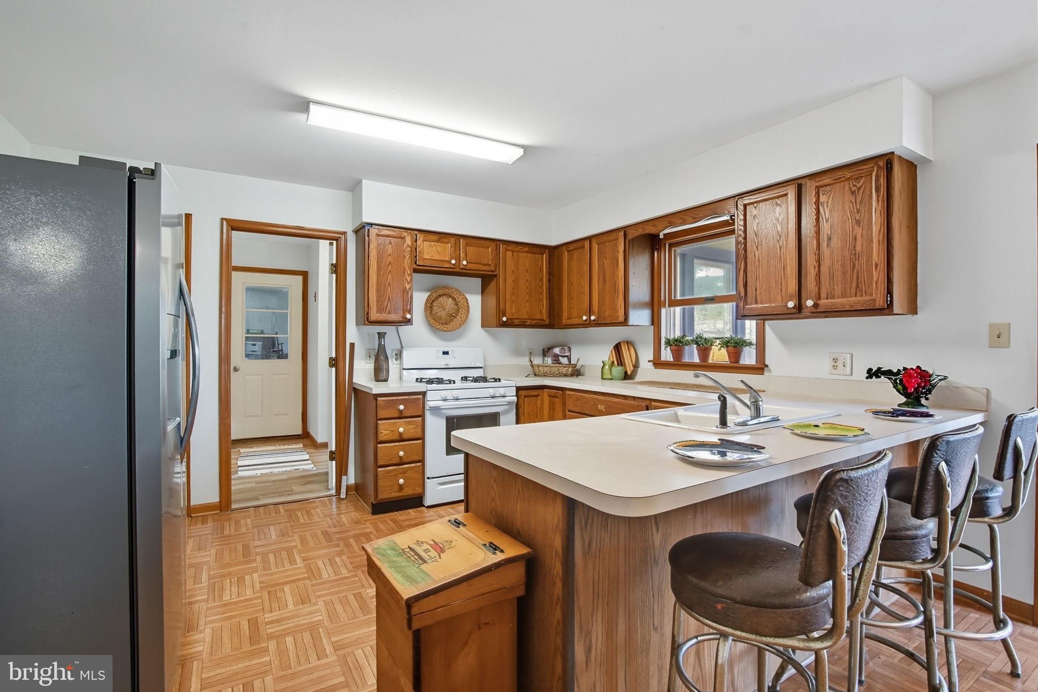 NECK DISTRICT - Residential