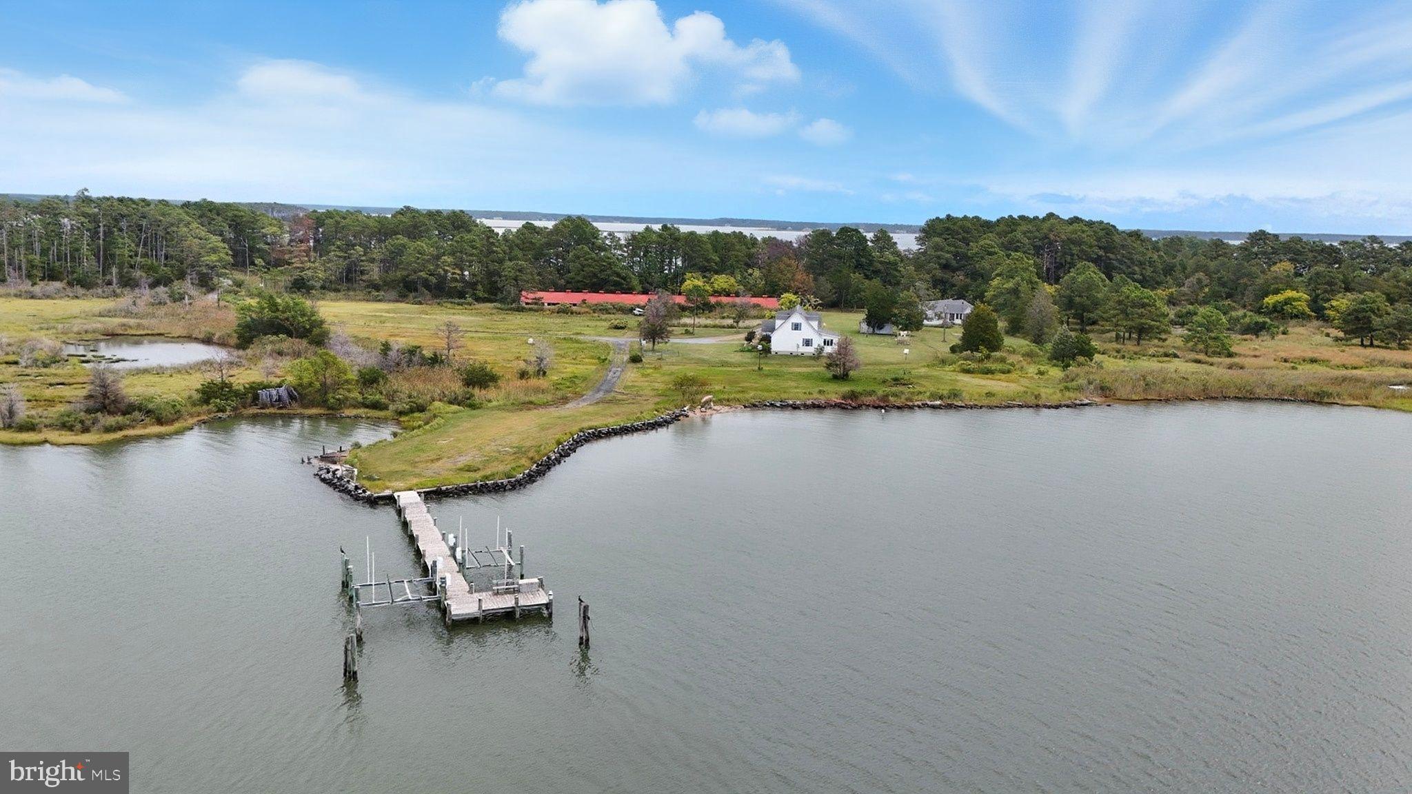 NECK DISTRICT - Residential