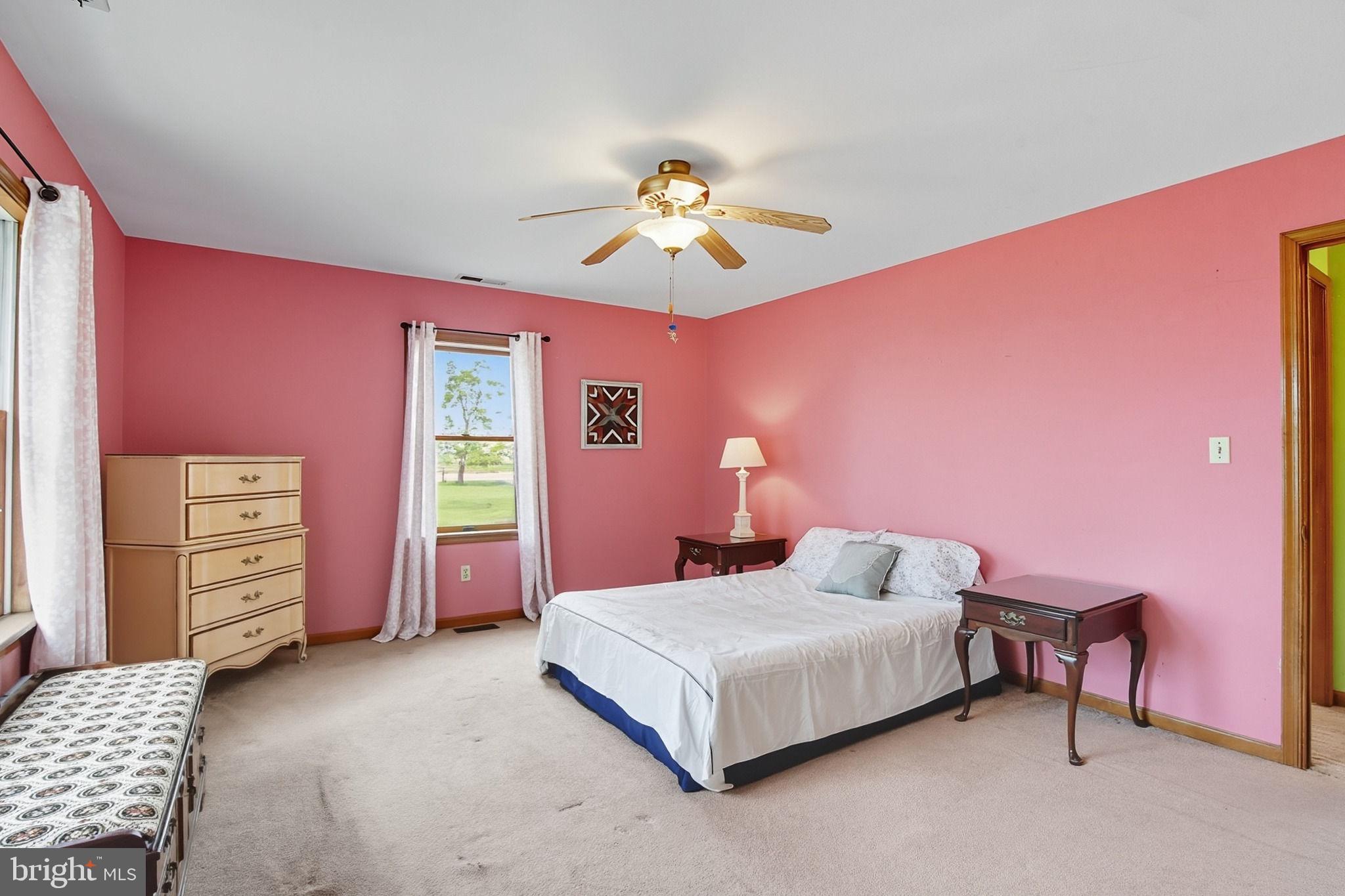 NECK DISTRICT - Residential