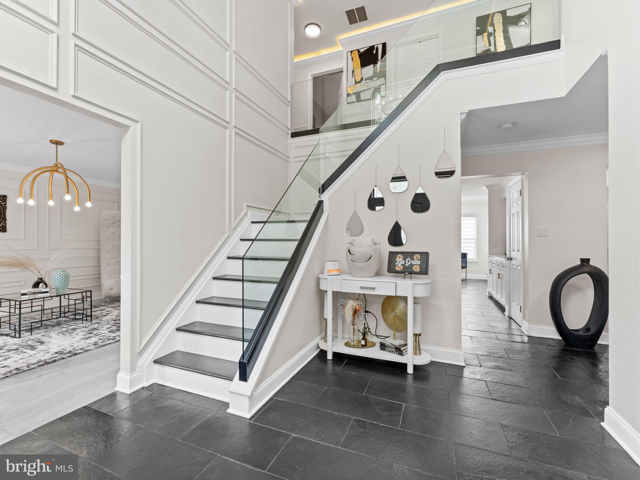 66 FOX HOLLOW LANE