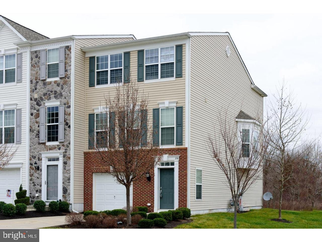 Spacious 3-story end unit townhome located in highly sought after community of "Longford Crossing". Available immediately. This townhome offers an open floor plan with all the amenities one expects in today's homes. potential in-law's quarters, 4th bedroom, office/play or rec area room with gas fireplace, full bathroom with a jetted tub and laundry and walkout to the rear yard under the deck, on this level. The main level is wide open so you can choose how the floor plan is used. Large living/dining space. Open gourmet kitchen offers raised panel cabinetry, ample counter tops, a double sink, a pantry and steel appliances. The adjacent sunroom leads to sliding glass doors to nicely sized deck overlooking wooded open space. Excellent area to unwind and enjoy your favorite beverage.
The bedroom level features main suite with walk-in closet and convenient main bathroom consisting of tile flooring, a double vanity, a tiled shower and a soaking tub. Two additional bedrooms are serviced by a fully tiled hall bathroom. Beautiful hardwood floors, 9-foot ceilings, an open concept floor plan, a powder room on the main level, and plenty of closet space all combine to make this a spacious and updated townhome. 7/2025- New carpet in all bedroom's, hall, stairs, and lower-level rooms by rear door. Fresh painting and cleaning. Ready to move in! 1 car att garage, and 1 driveway parking space. Overflow parking across the street. Close to transportation and major roads, corporate offices, parks and shopping. Minimum requirements for this rental- total gross monthly household income at least 2.5X the monthly rent, credit score at least 650+ at least 2-3 months rent up front at signing lease.
The photos are the condition of the home in a previous transfer of tenants.