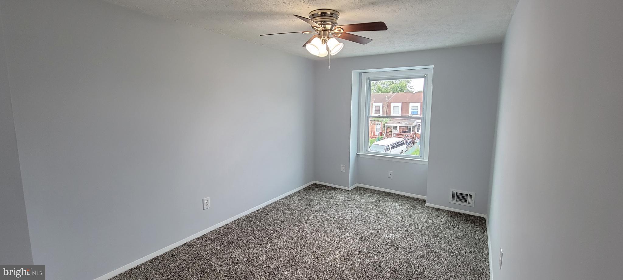 HAWTHORNE - Residential