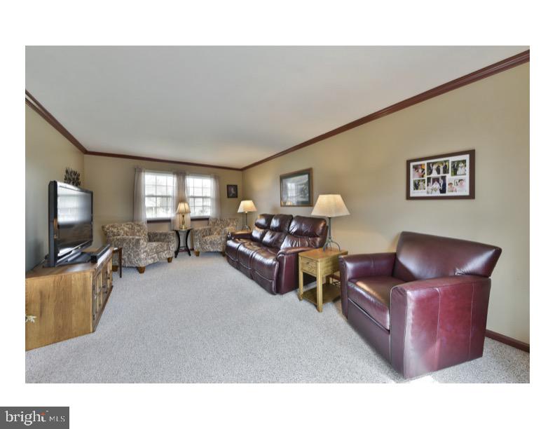 TOWAMENCIN VIL - Residential