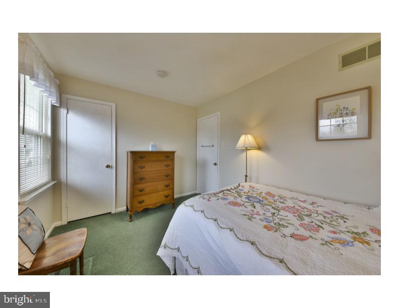 TOWAMENCIN VIL - Residential