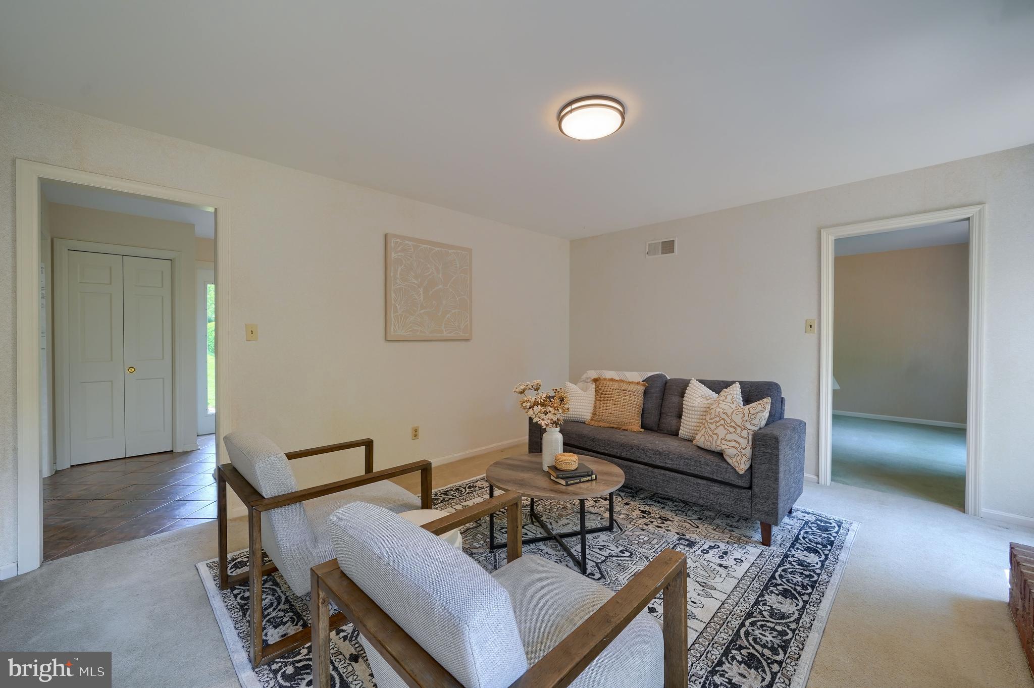 MISSION HILLS - Residential