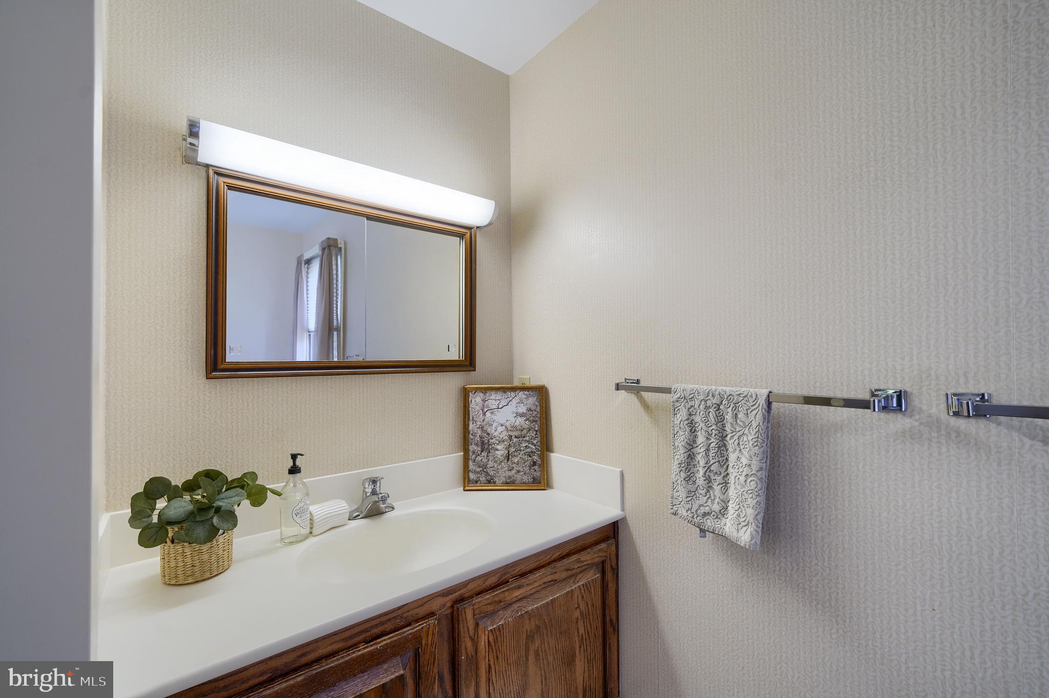 MISSION HILLS - Residential