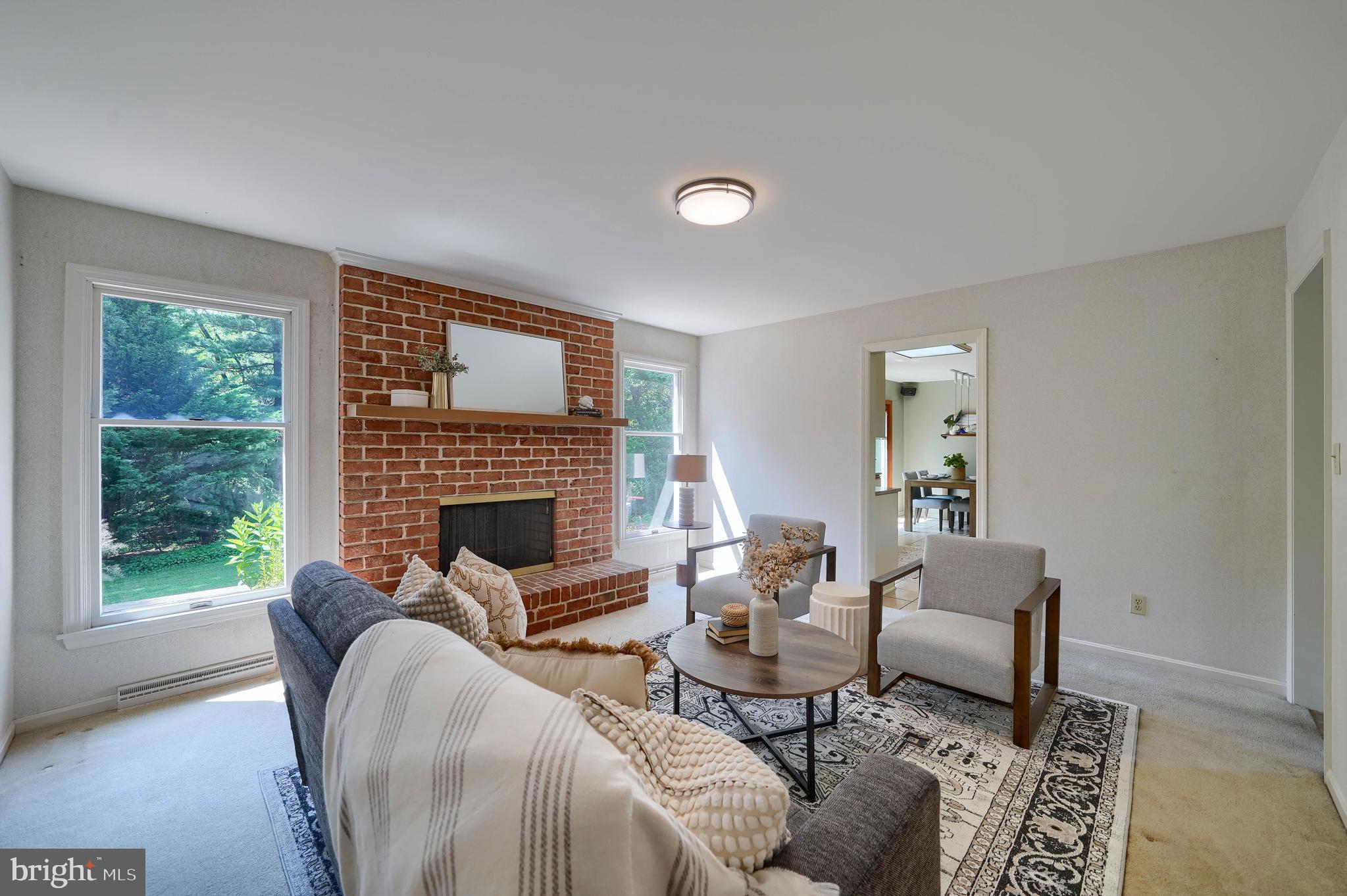 MISSION HILLS - Residential