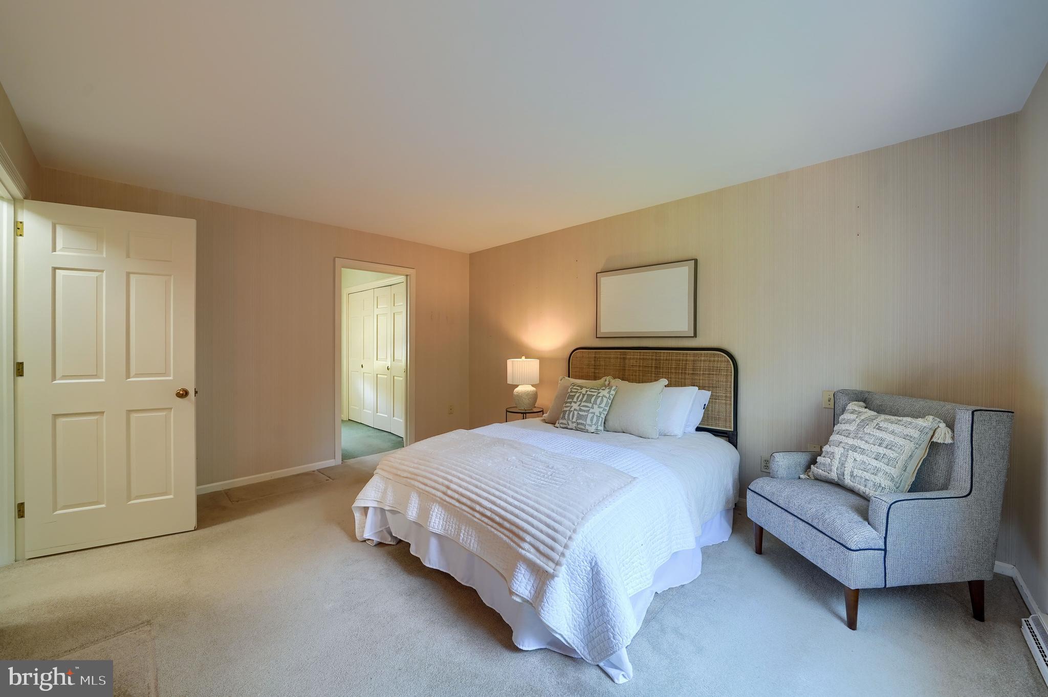 MISSION HILLS - Residential