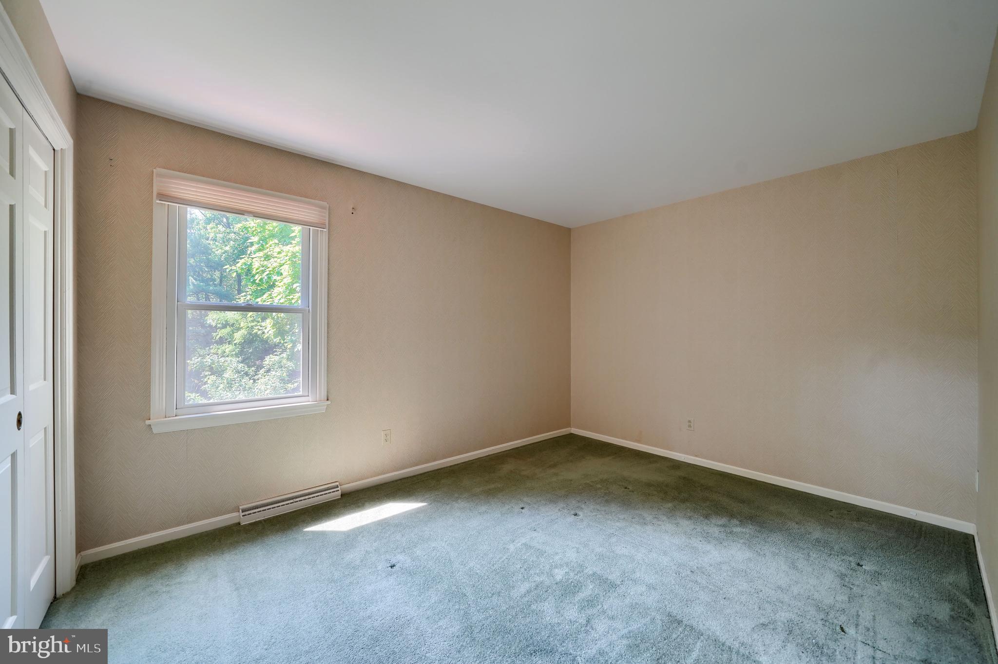 MISSION HILLS - Residential