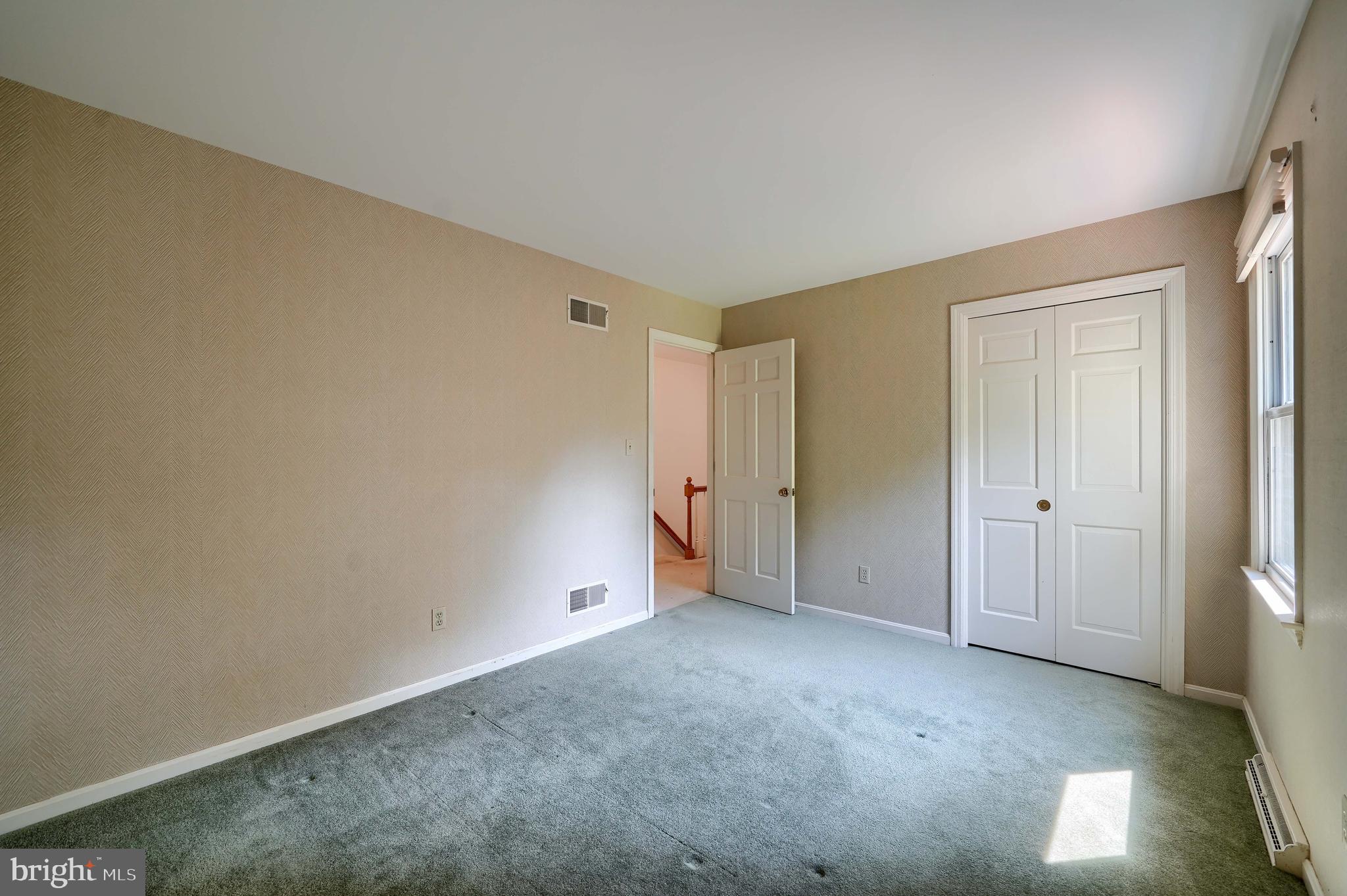 MISSION HILLS - Residential