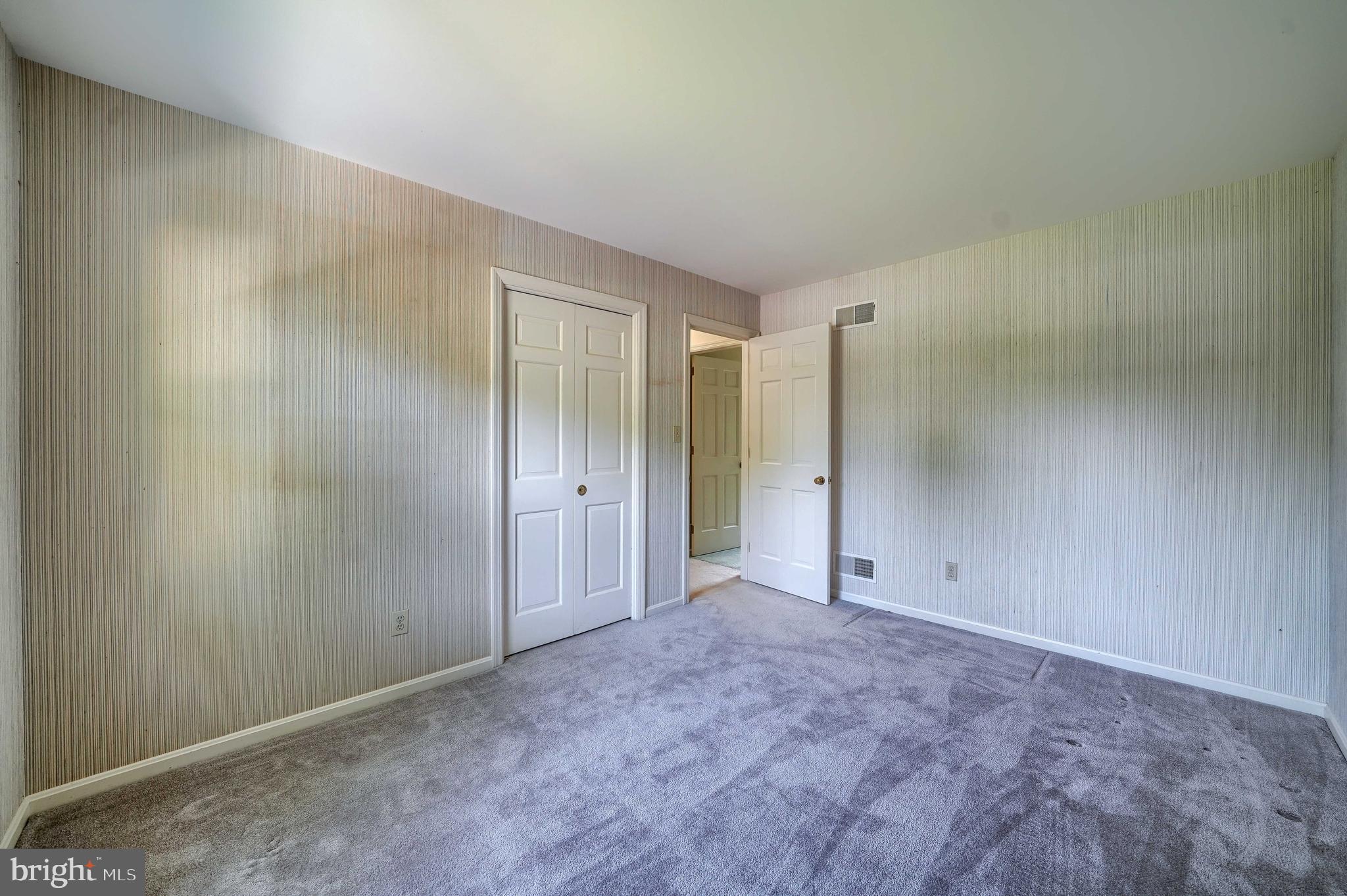 MISSION HILLS - Residential