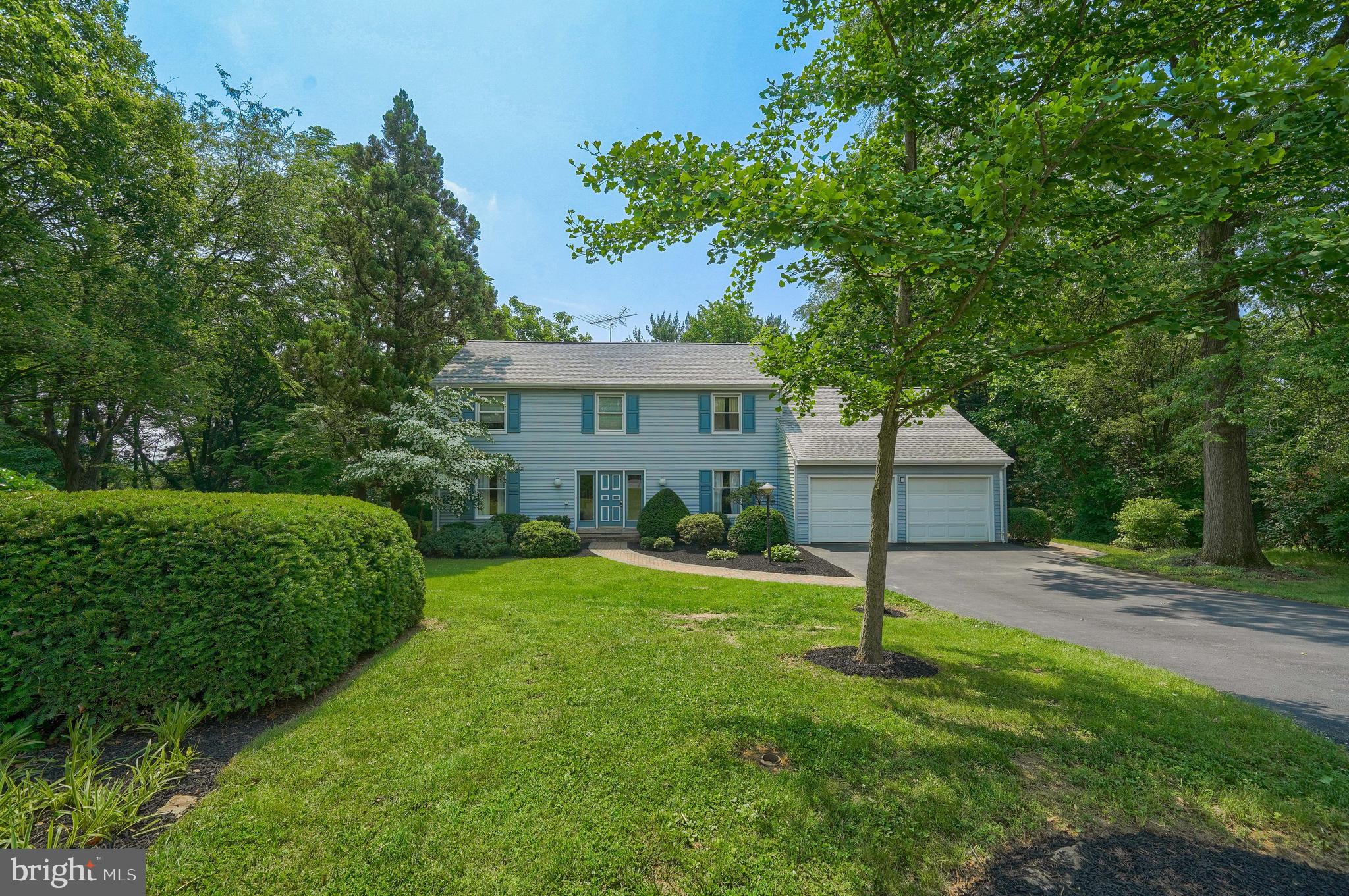 2640 BREEZEWOOD DRIVE