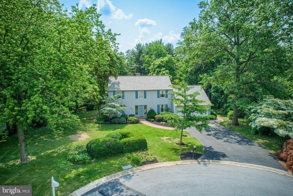 Photo of 2640 Breezewood Drive, LANCASTER, PA 17601 (MLS # PALA2071014)