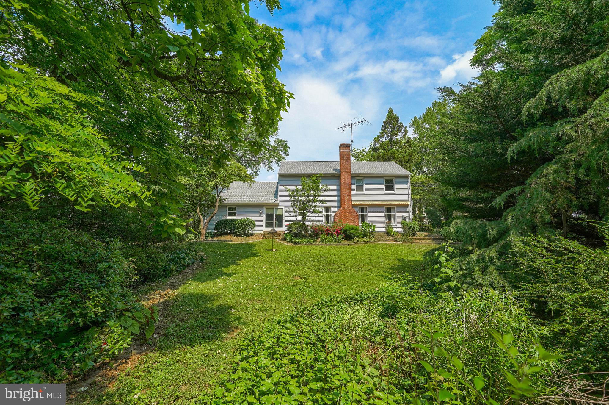 MISSION HILLS - Residential