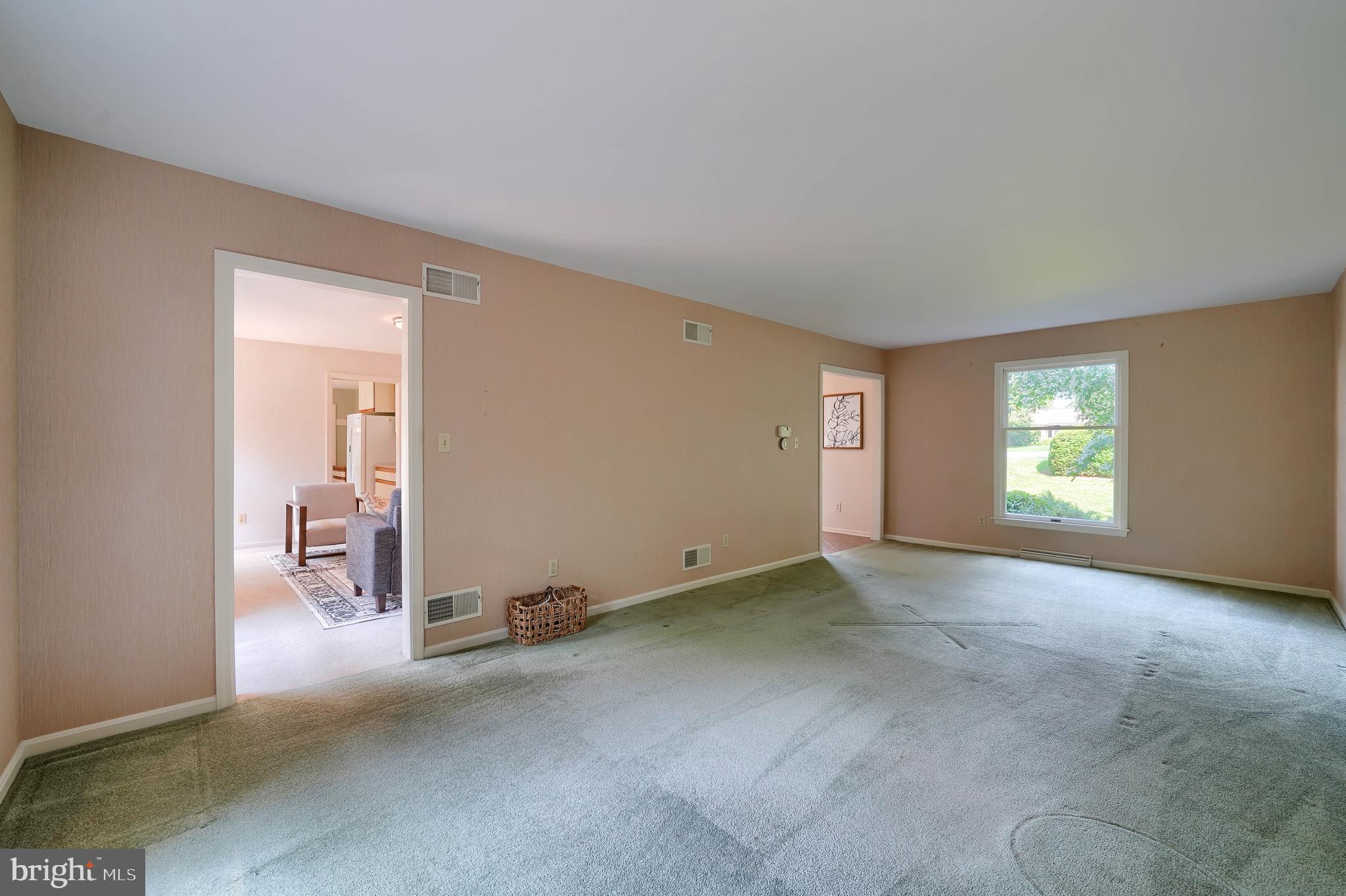 MISSION HILLS - Residential