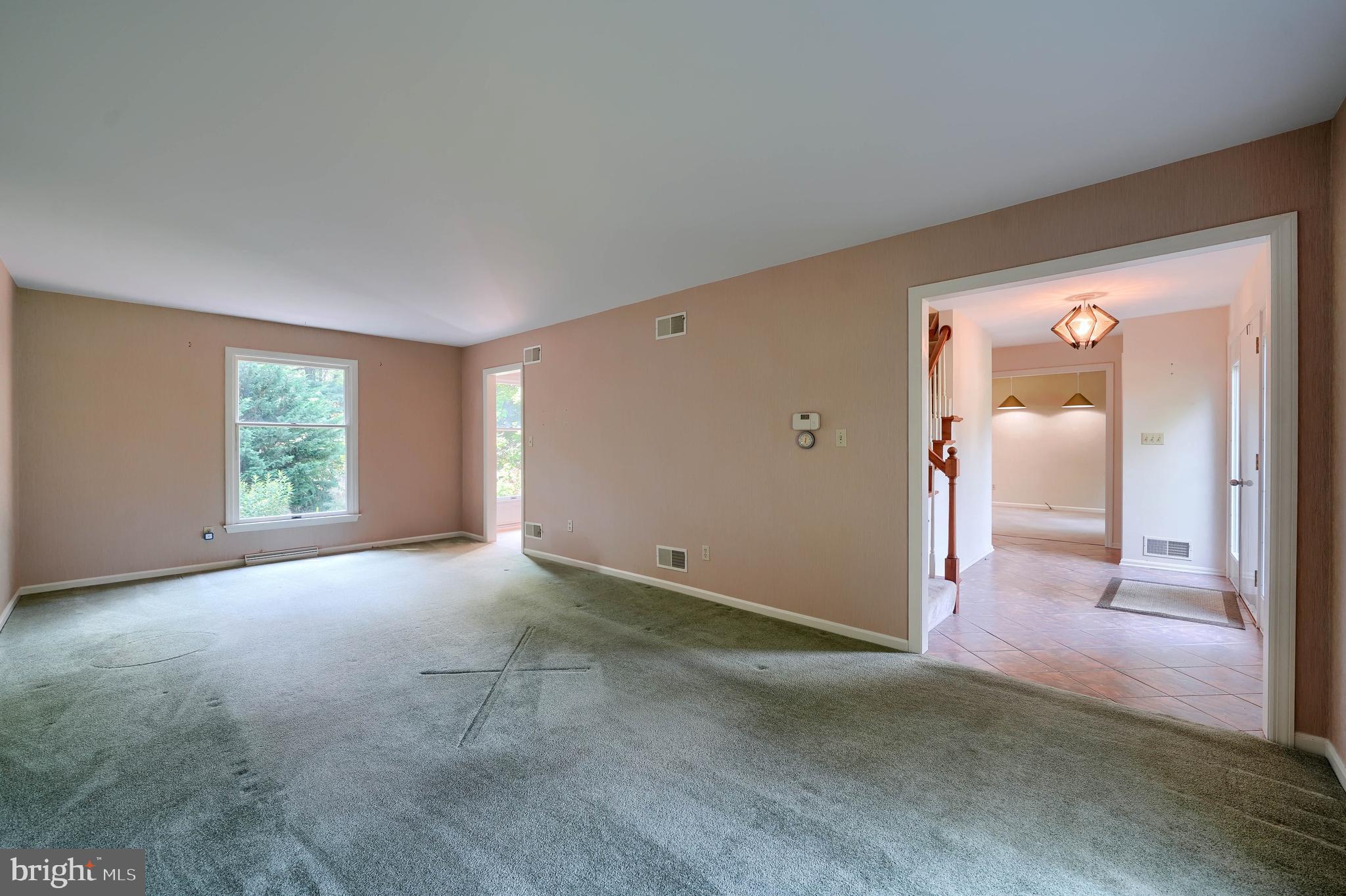 MISSION HILLS - Residential