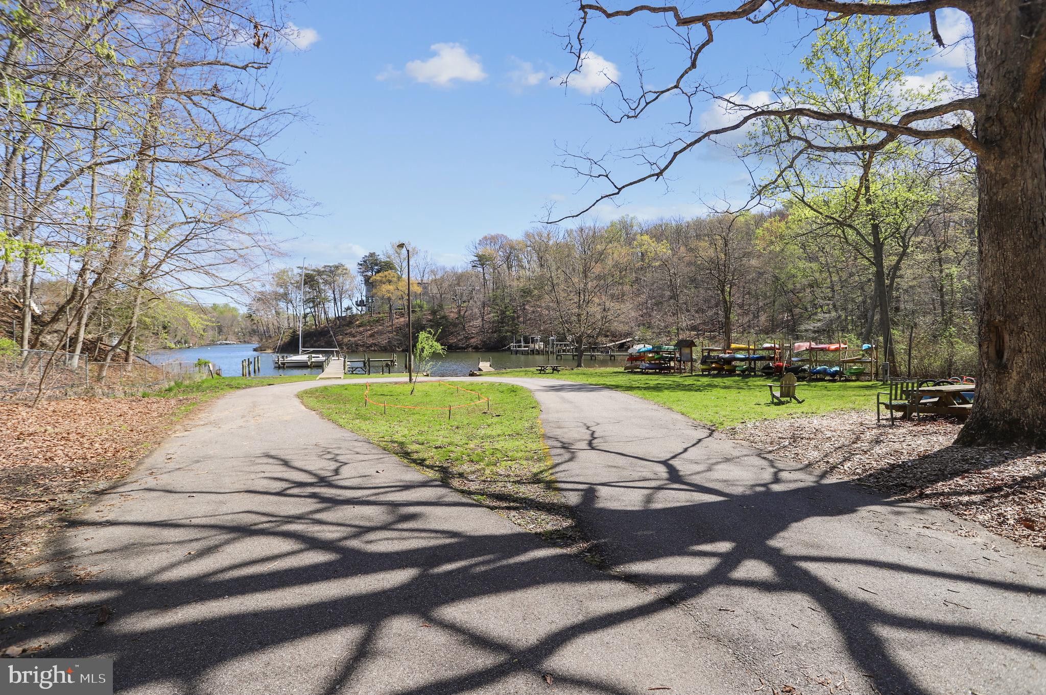 SEVERN GROVE - Residential