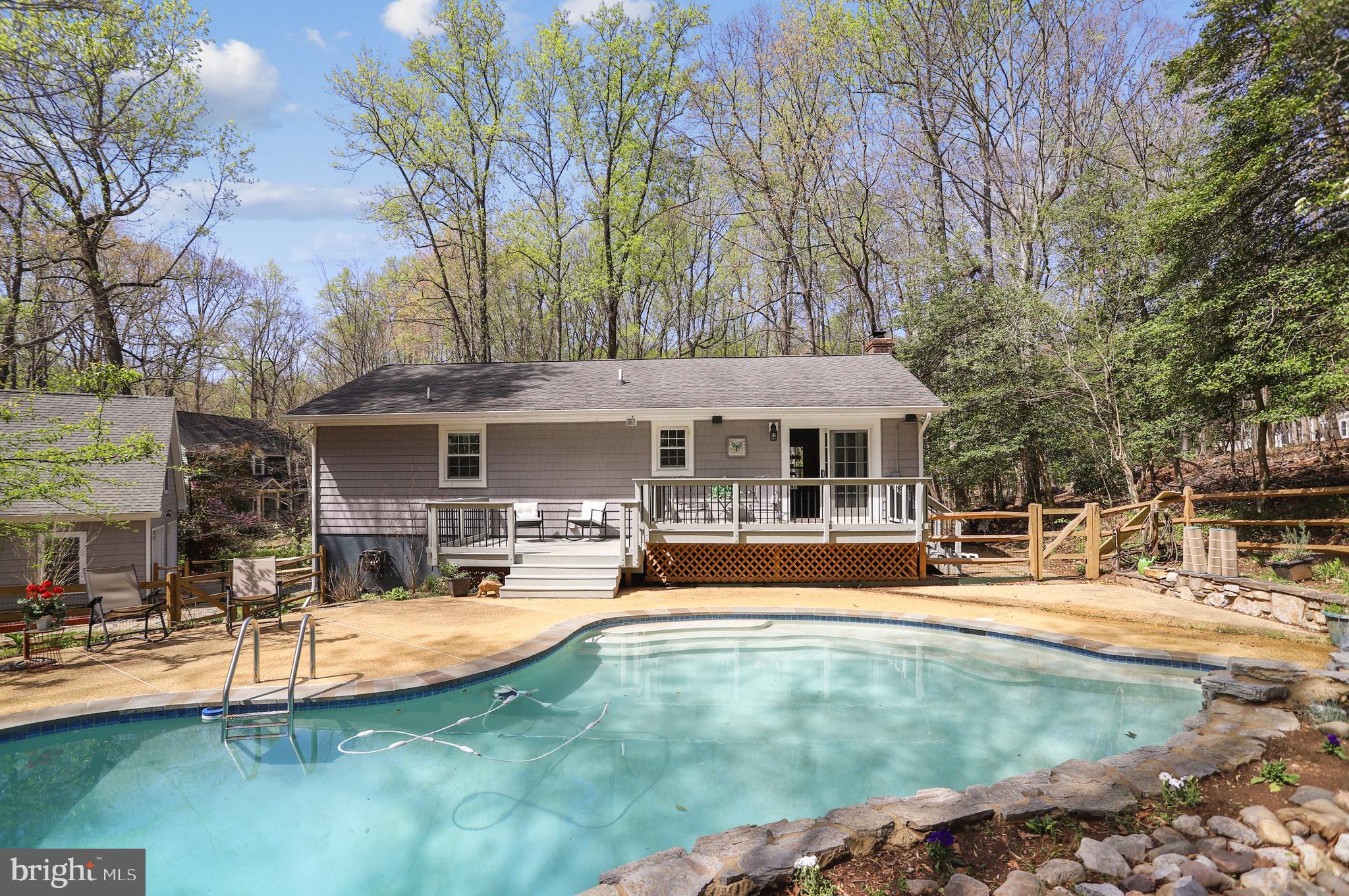 SEVERN GROVE - Residential