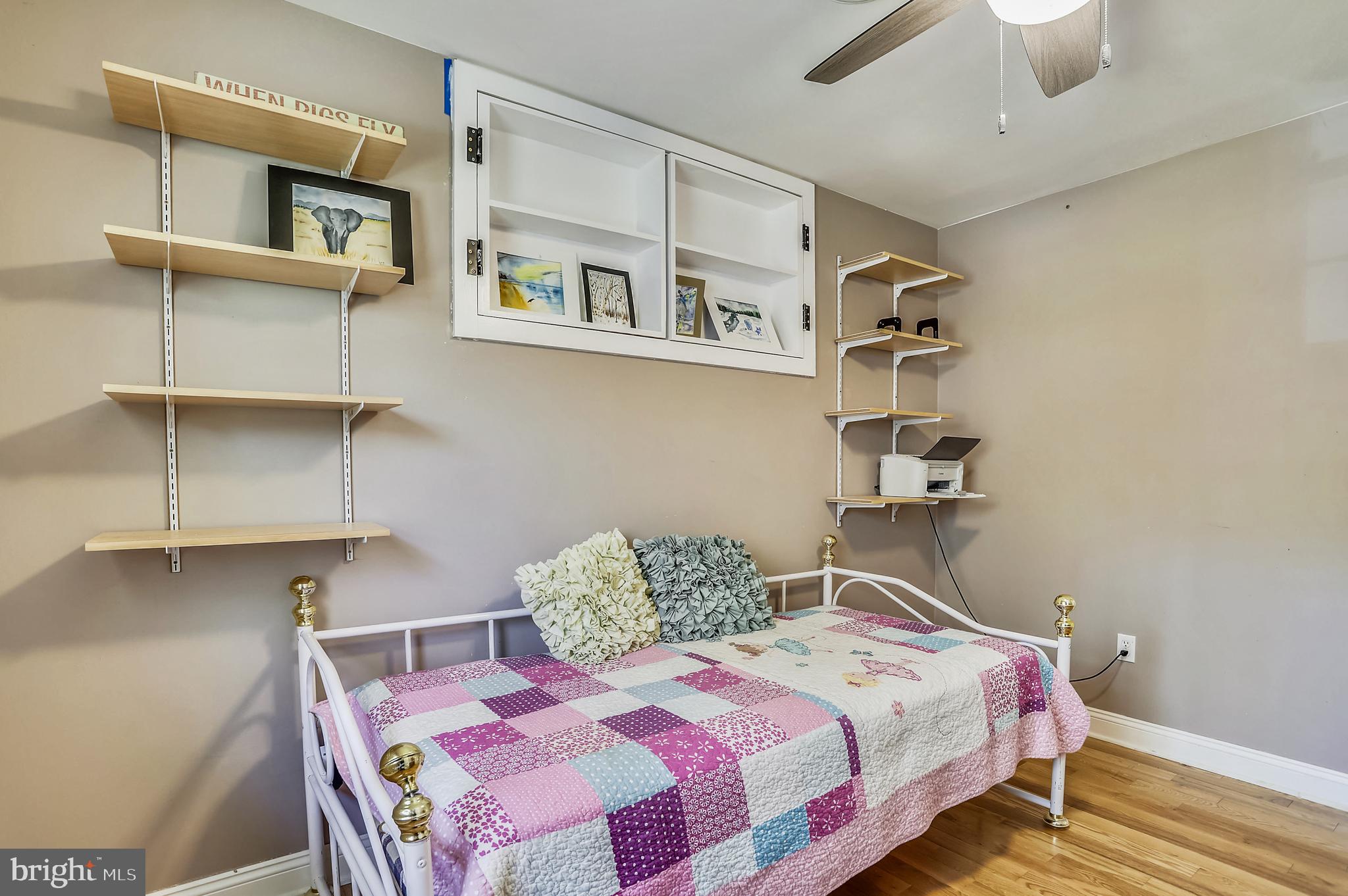 SEVERN GROVE - Residential