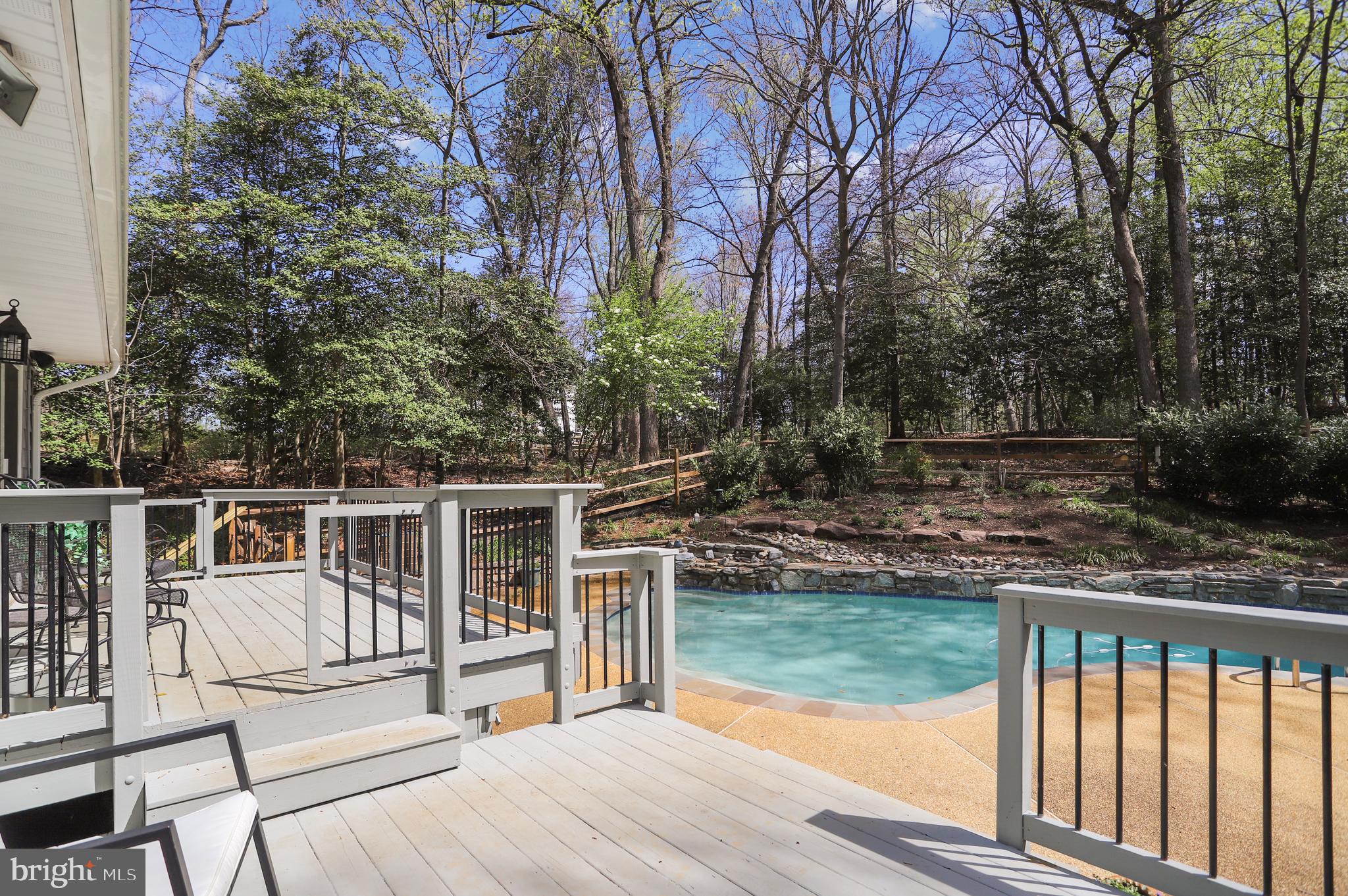 SEVERN GROVE - Residential