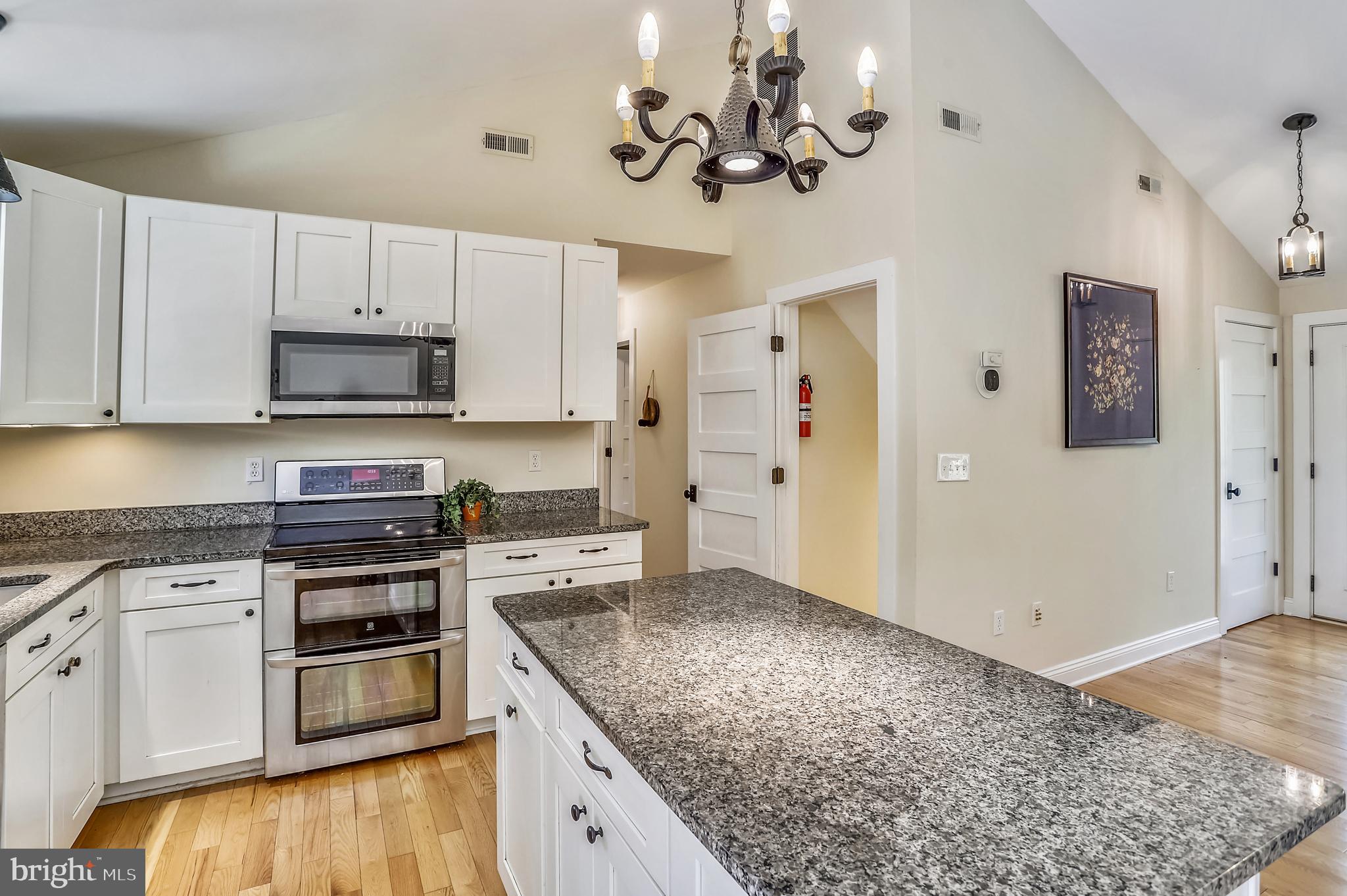 SEVERN GROVE - Residential