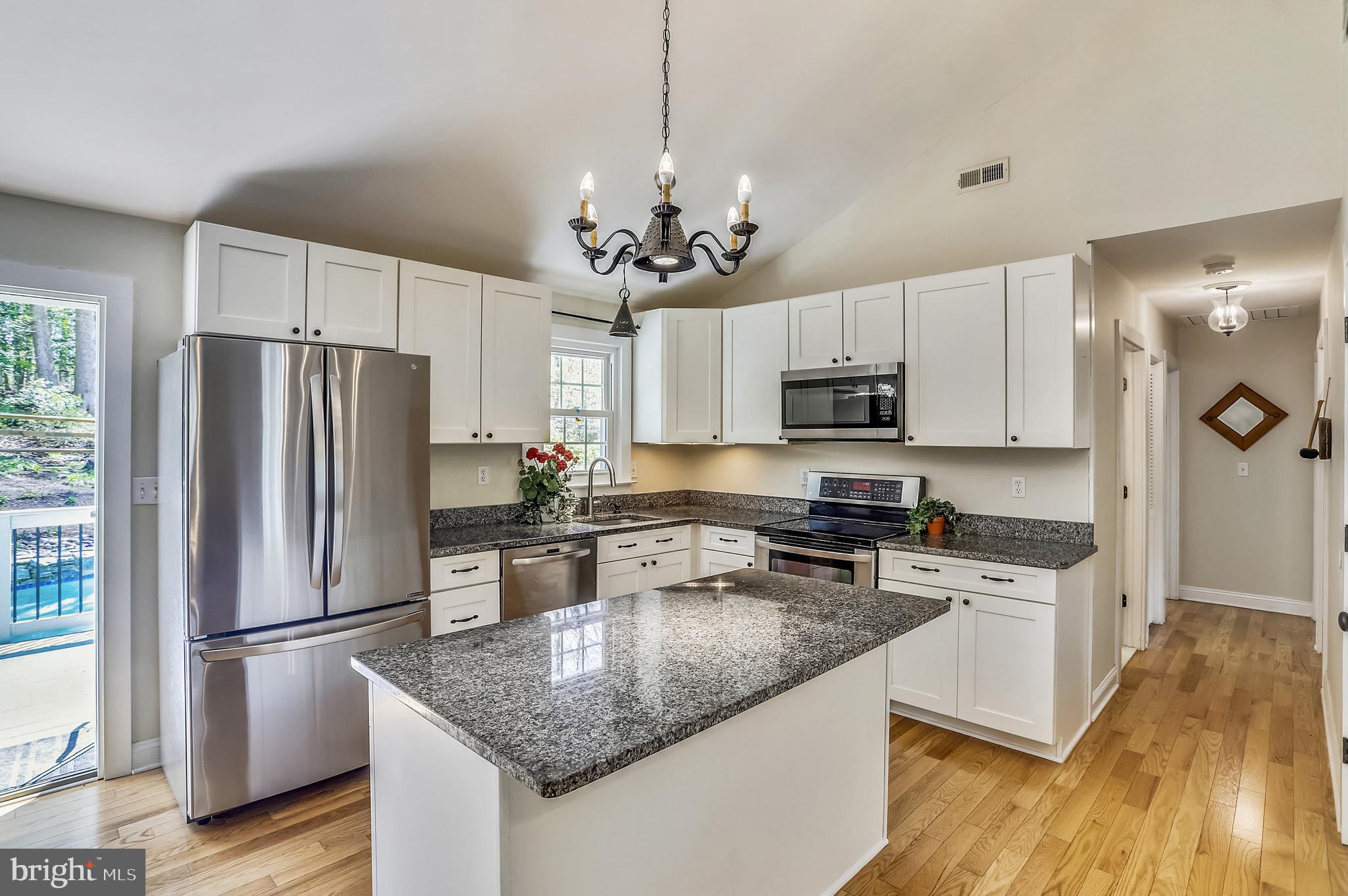 SEVERN GROVE - Residential