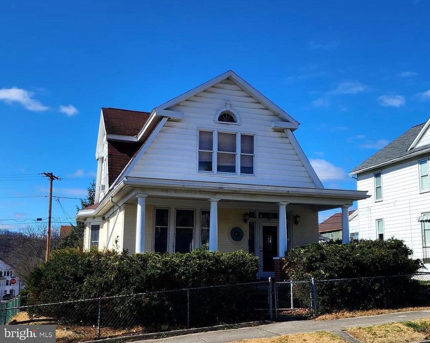 Nestled in Mountian Maryland, this charming Craftsman home is full of character along with updates,  3  Bedrooms, 1 1/2 baths, hardwood floors on main level, efficient natural gas heating, fireplace, 2 car detached  garage, basement, in the same block as County library, as well as a regional Medical Center within a few miles.