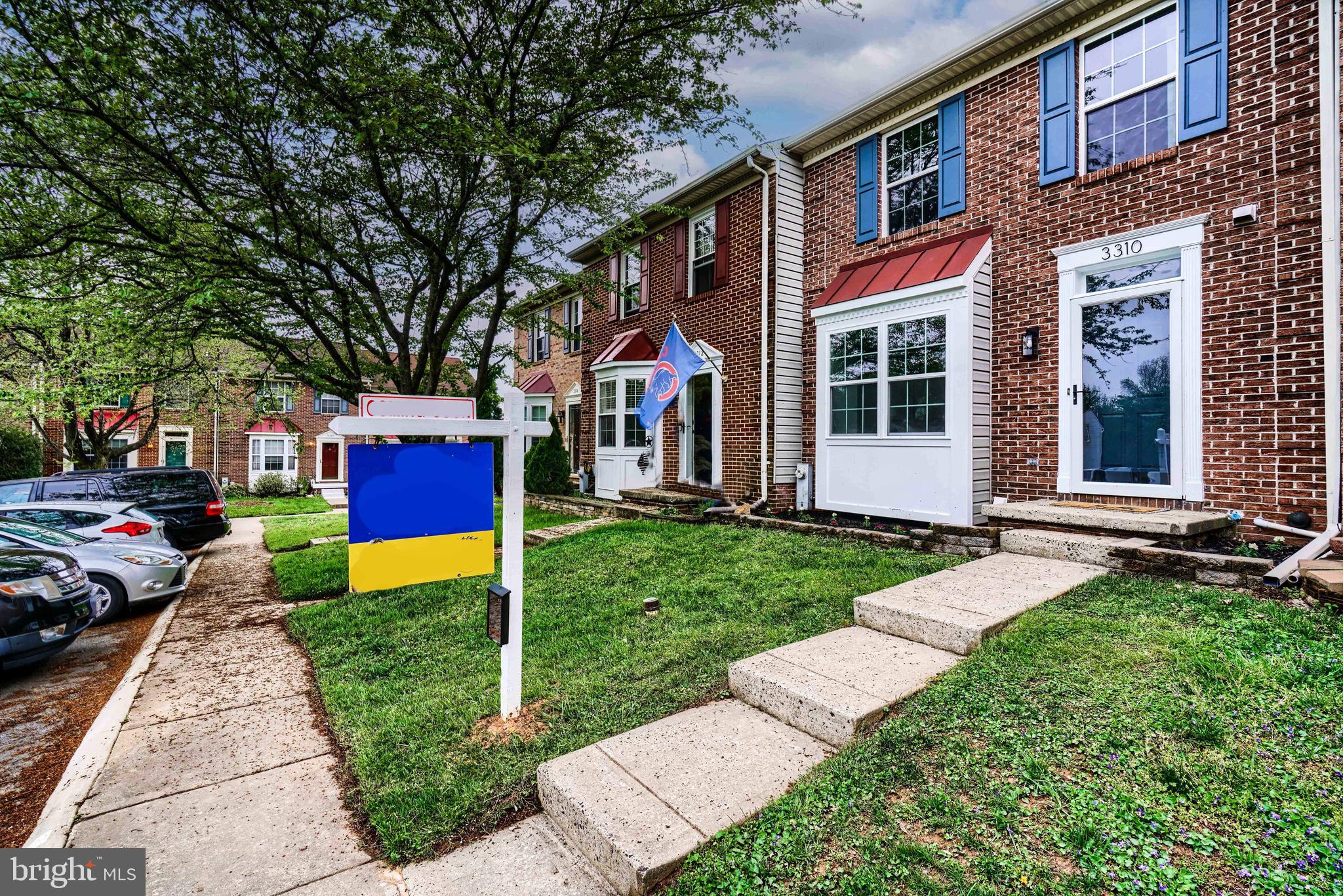 CONSTANT FRIENDSHIP - Residential