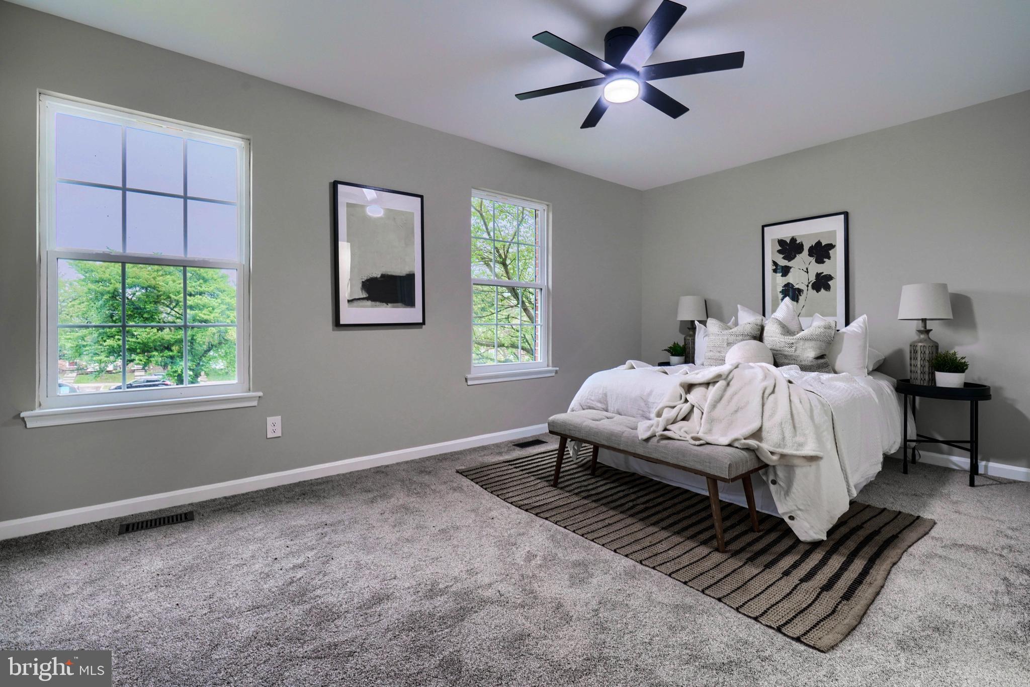 CONSTANT FRIENDSHIP - Residential