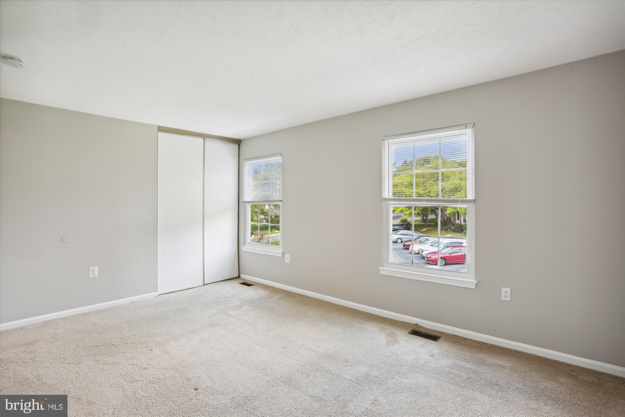 THE COLONY - Residential Lease