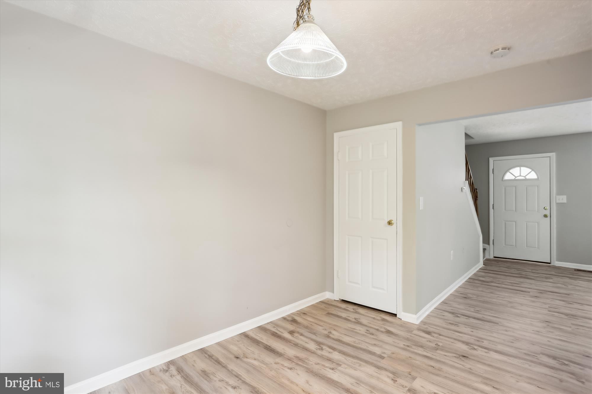 THE COLONY - Residential Lease