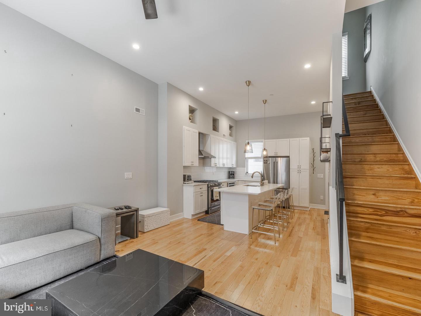 129 W ALLEN STREET