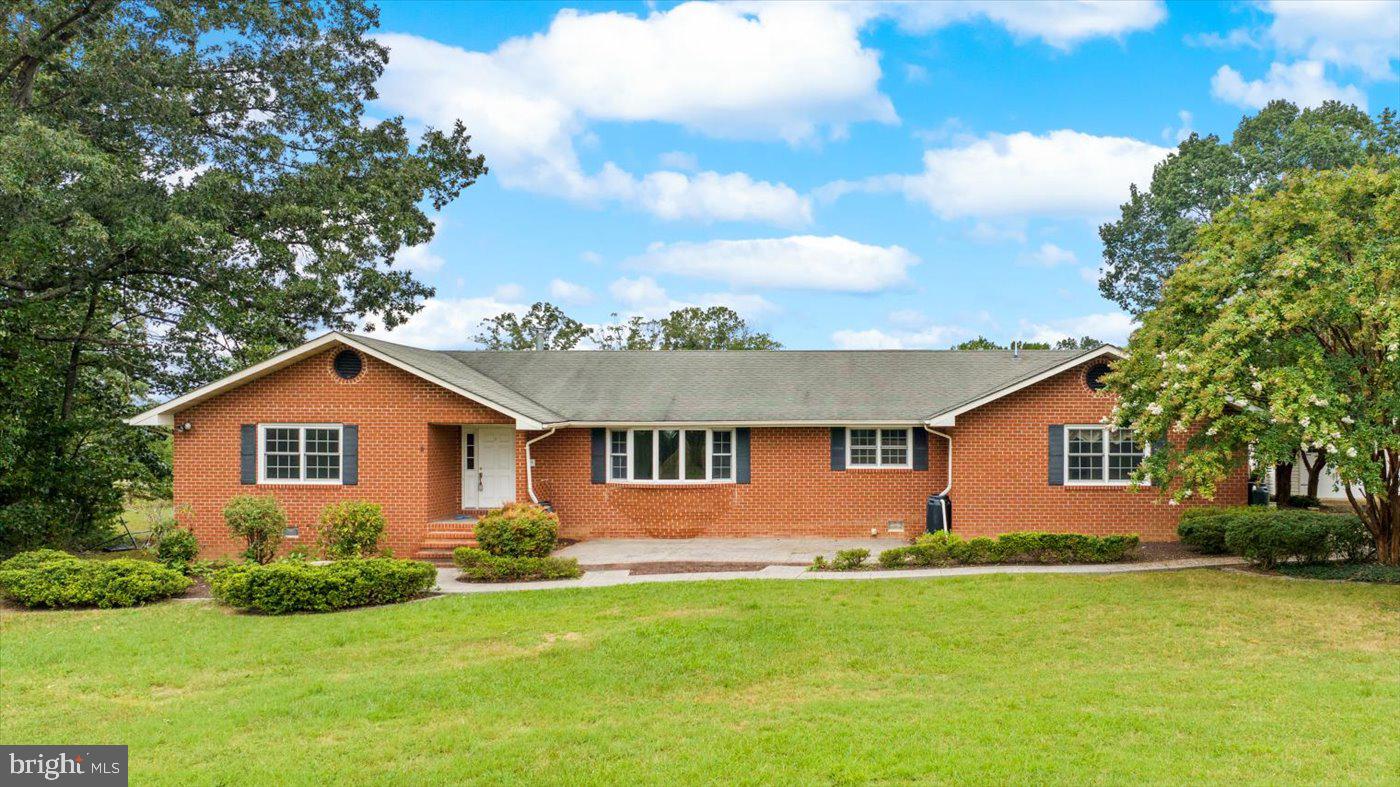 45 BOWLING FARM LANE