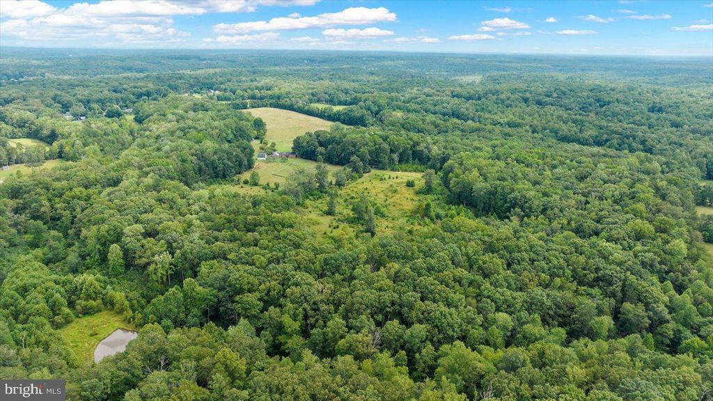 Photo of 45 Bowling Farm Lane, FREDERICKSBURG, VA 22406 (MLS # VAST2042770)