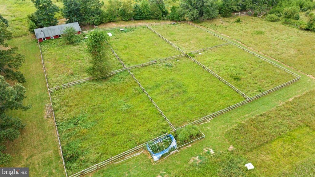 Photo of 45 Bowling Farm Lane, FREDERICKSBURG, VA 22406 (MLS # VAST2042770)